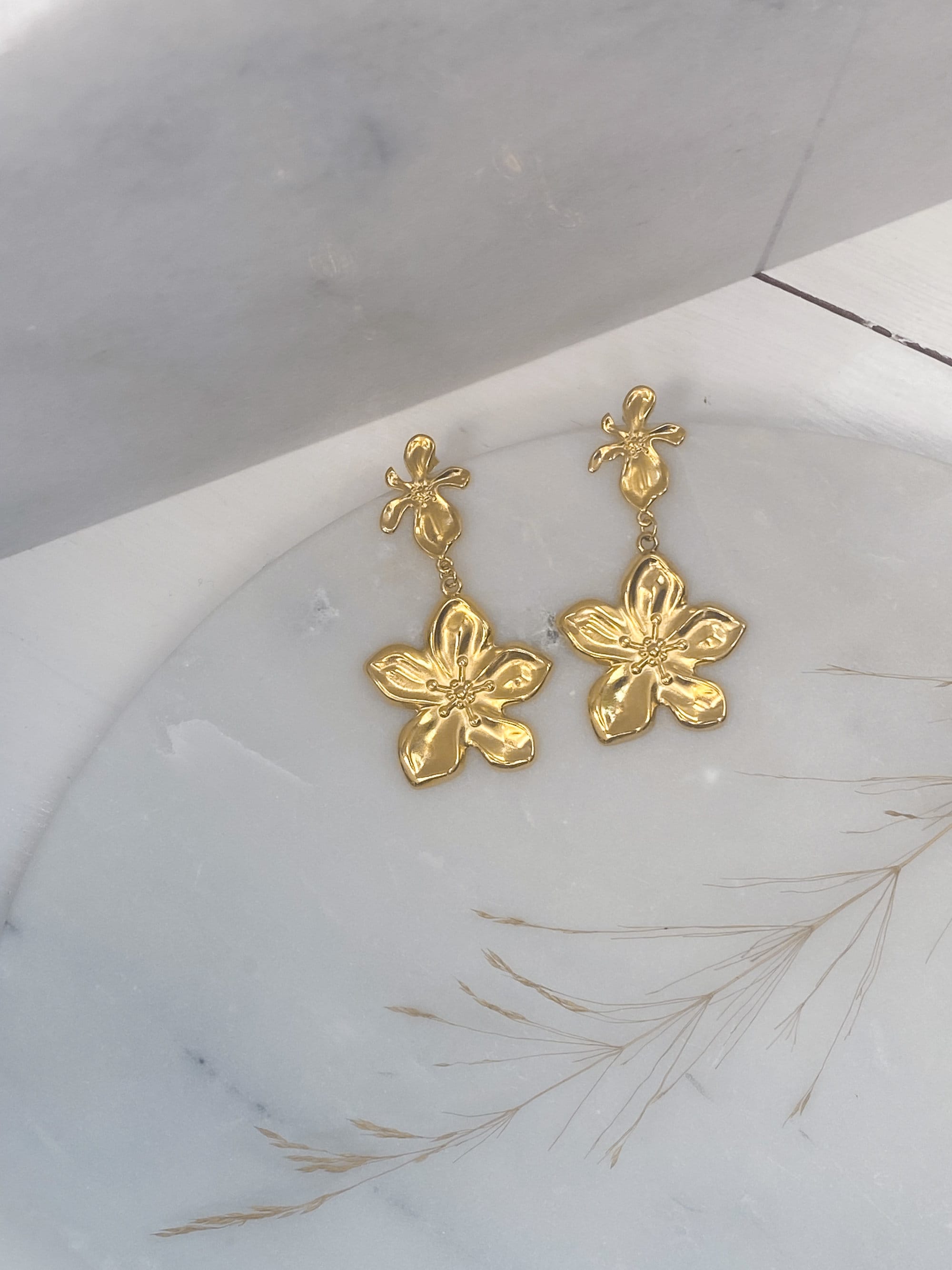 Oversize flower earrings, Statement drop earrings, Y2k aesthetic 90s jewelry, Handmade goldplated flower studs, Birthday gift for her,JASMIN