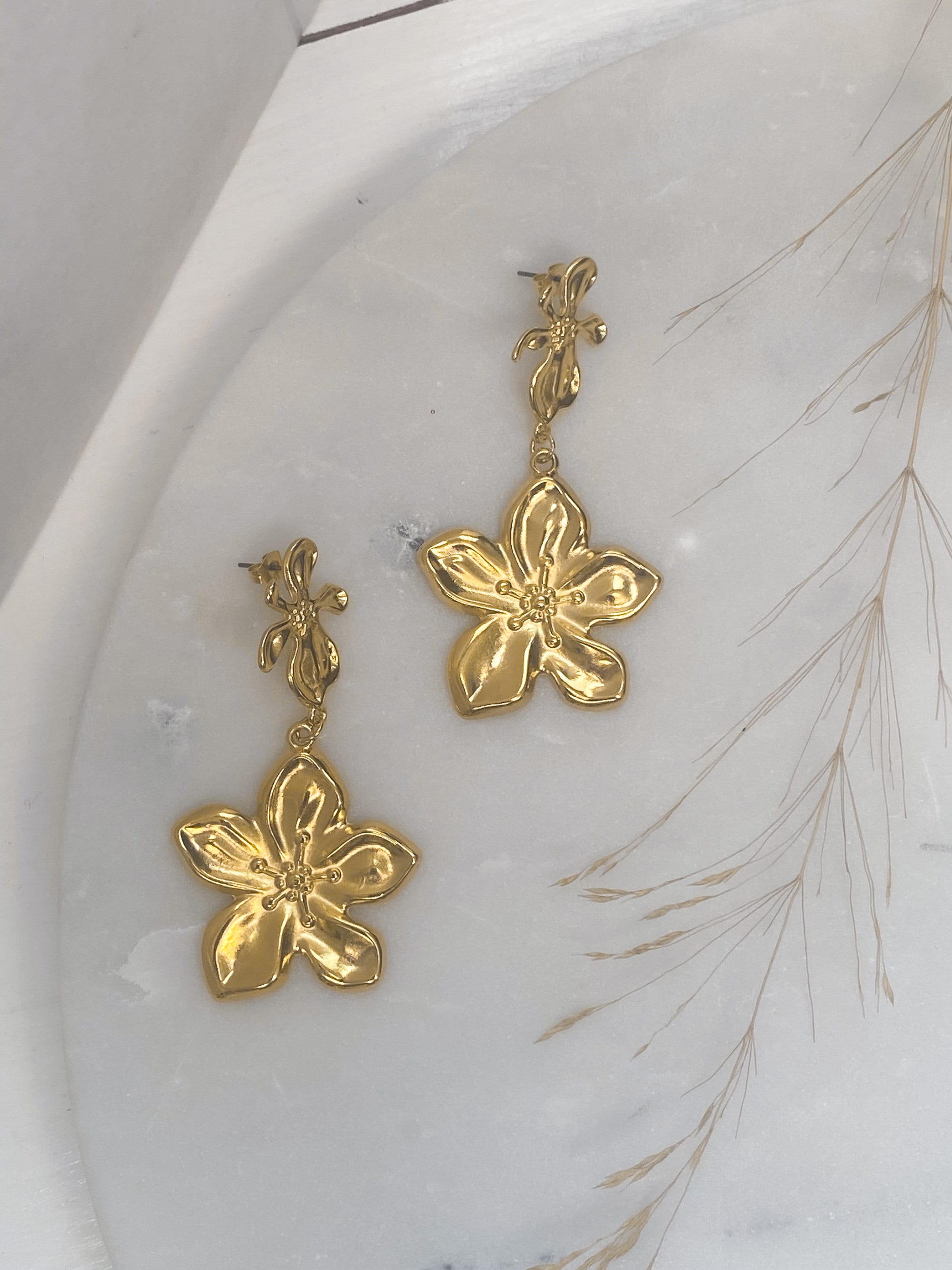 Oversize flower earrings, Statement drop earrings, Y2k aesthetic 90s jewelry, Handmade goldplated flower studs, Birthday gift for her,JASMIN