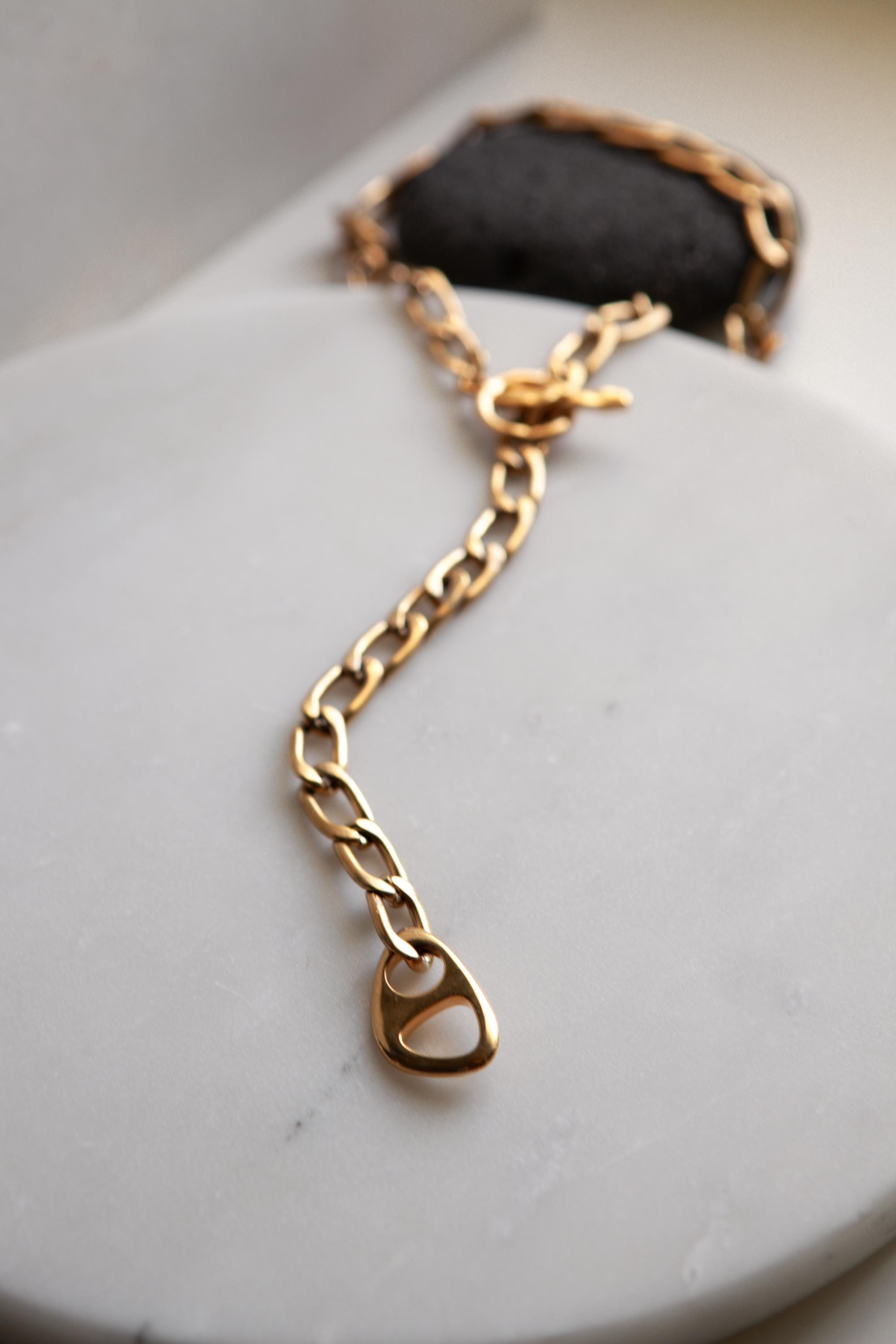 Chunky Gold Chain Lariat, Long Y Necklace with Geometric Pendant, Bold chunky chain Necklace Industrial style, Anniversary Gift for Her, ARA