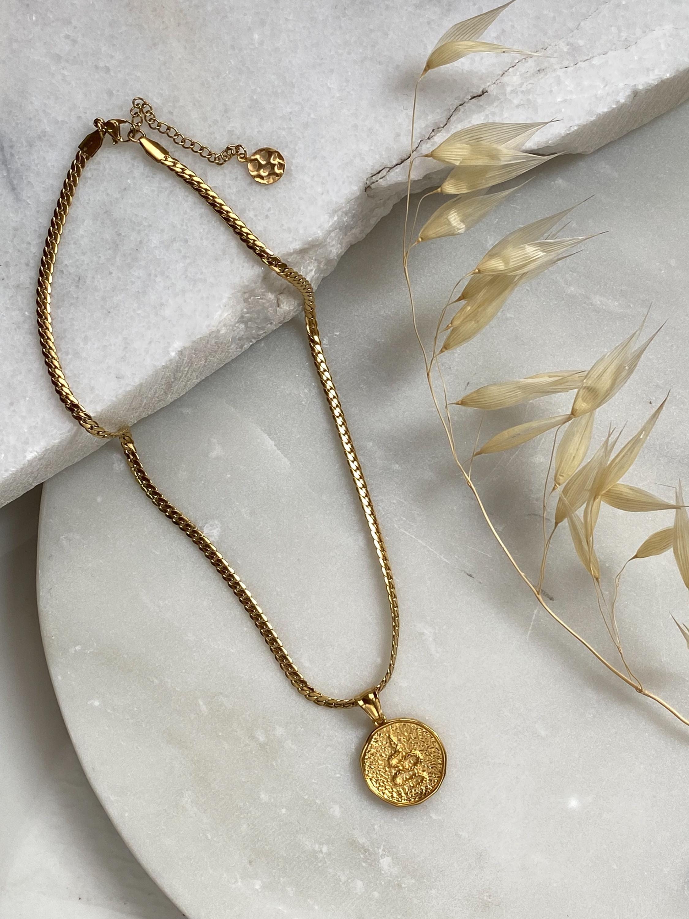 Gold Snake Coin necklace, Medallion Pendant Necklace, Rock style Pendant, Vintage style Necklace, Birthday Gift for Girlfriend, SNAKE