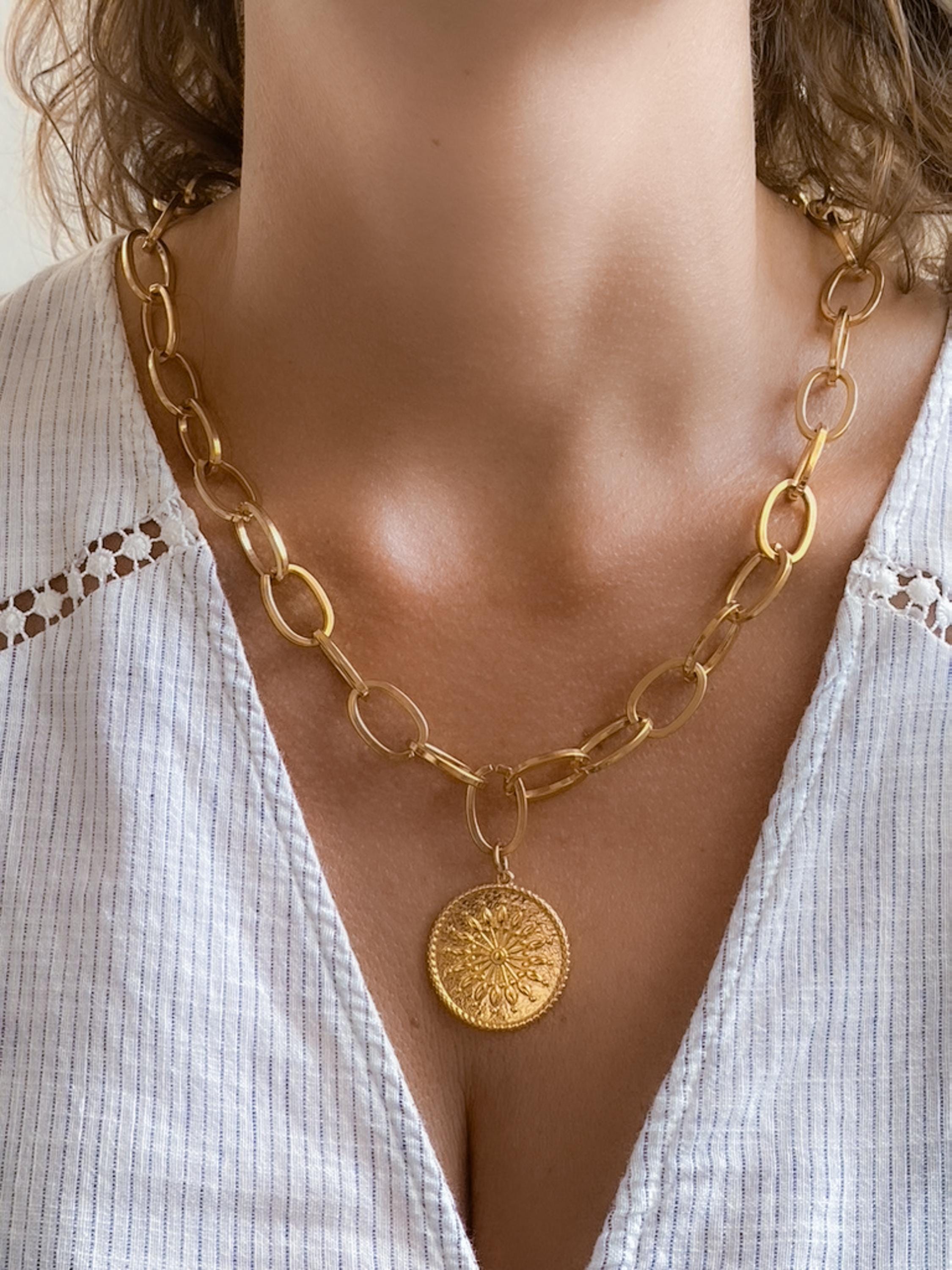 Sun Coin Pendant Necklace, Gold Chunky Chain Necklace, Rock style Necklace, Industrial Statement Necklace, Anniversary Gift for Her, SOLEIL