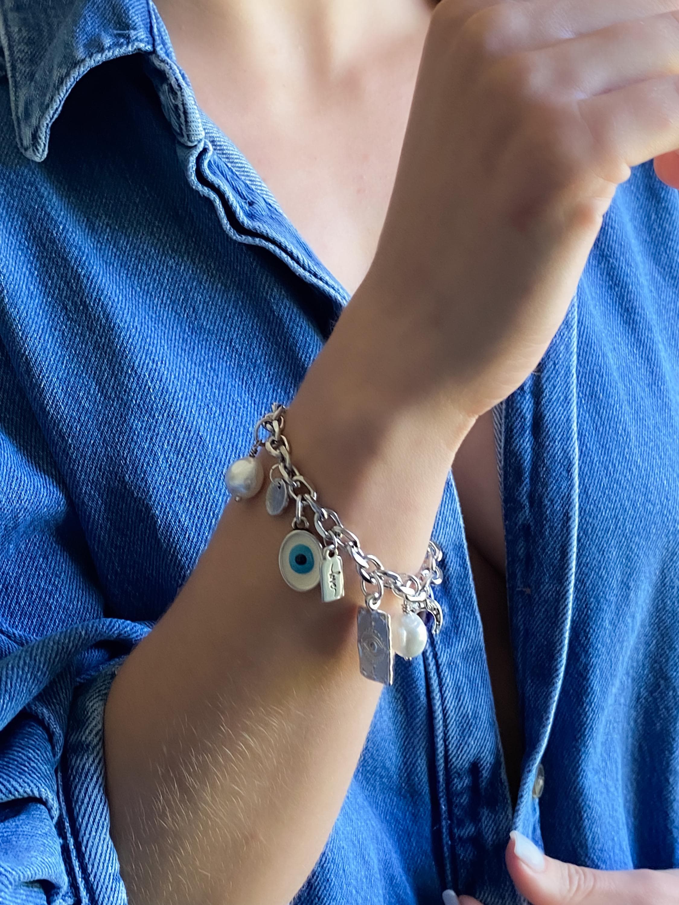 Silver charm bracelet, Evil eye Charm bracelet, Good luck bracelet, Women's chain bangle, Vintage Jewelry, Birthday Gift for her, SYBIL
