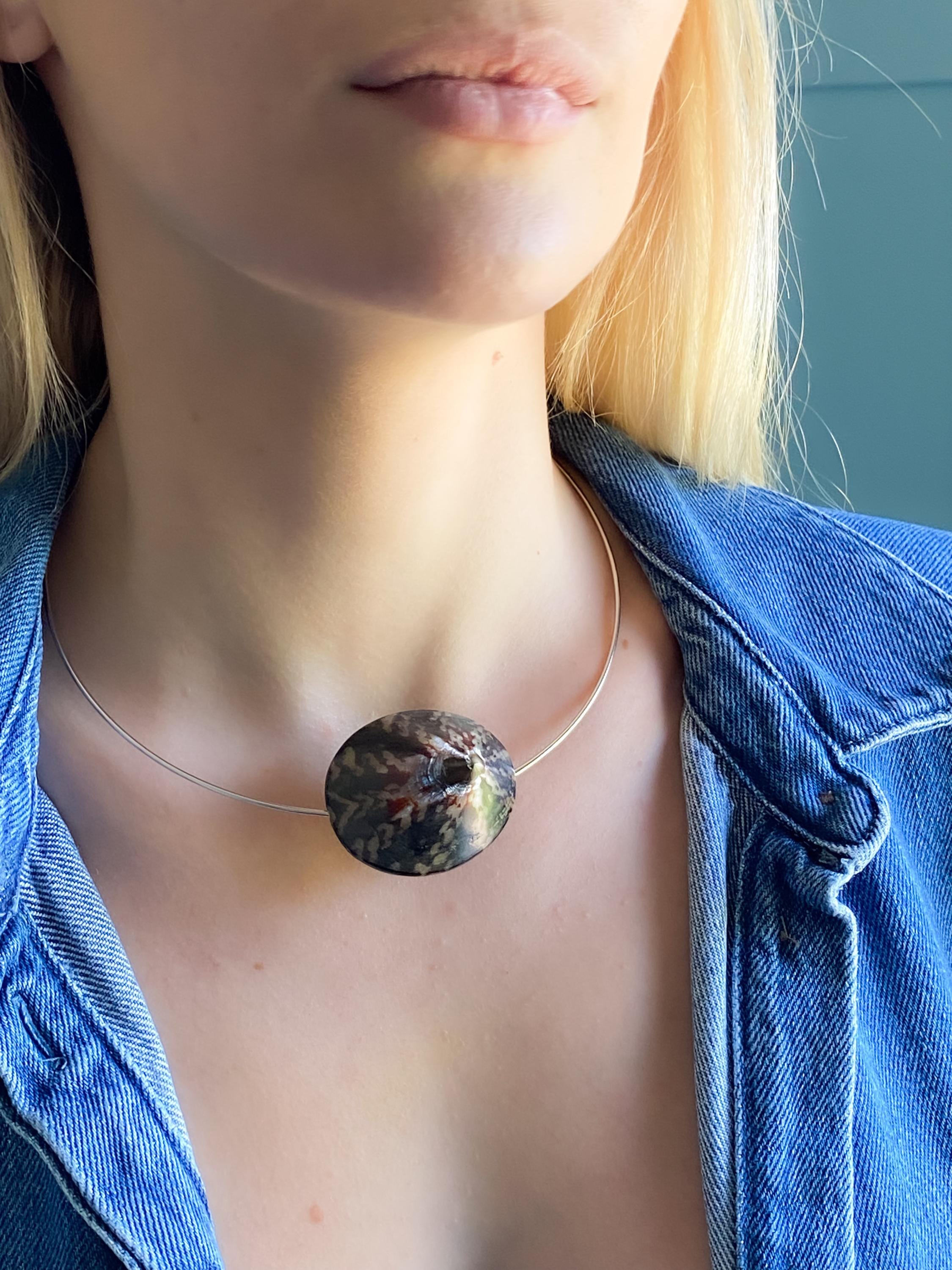 Chunky Natural shell Collar Necklace, Big Sea Shell Pendant Necklace, Siren core, Summer beach jewelry, Birthday Gift for her, HURLEY