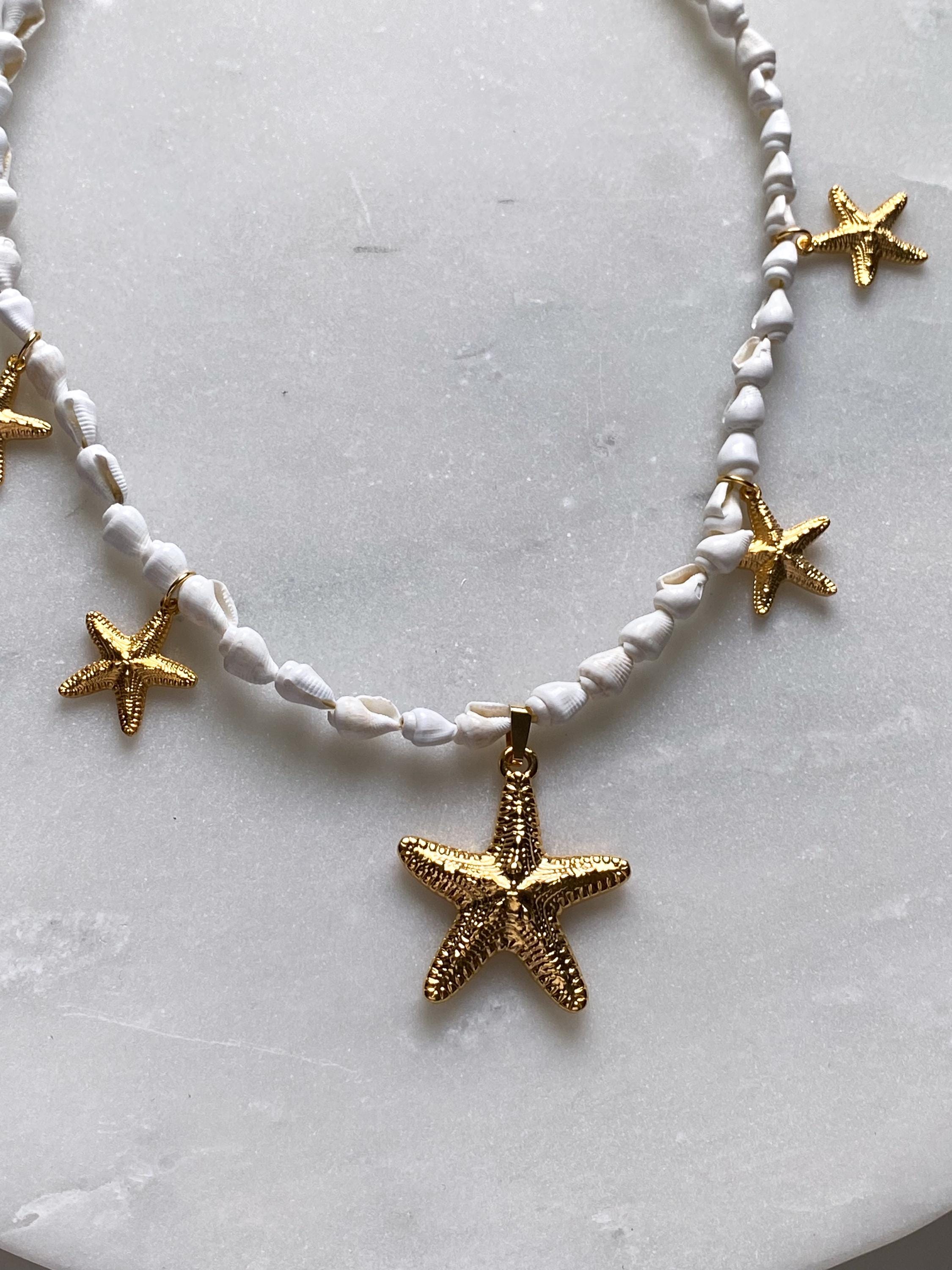 Sea shells Charm Necklace, Gold Starfish Pendant Necklace, Mermaid Summer Necklace, Beach Bridal Jewelry, Girlfriend Gift, STELLA