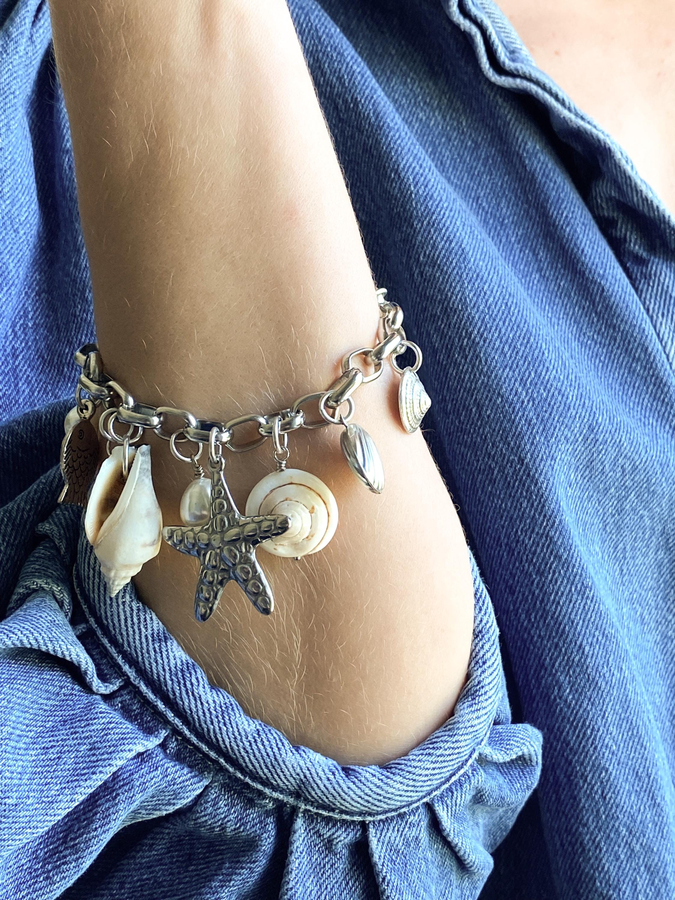 Chunky Silver chain Bracelet with sea shell charms, Starfish Statement mermaid bracelet, Ocean bracelet, Birthday Gift for her, THALASSA