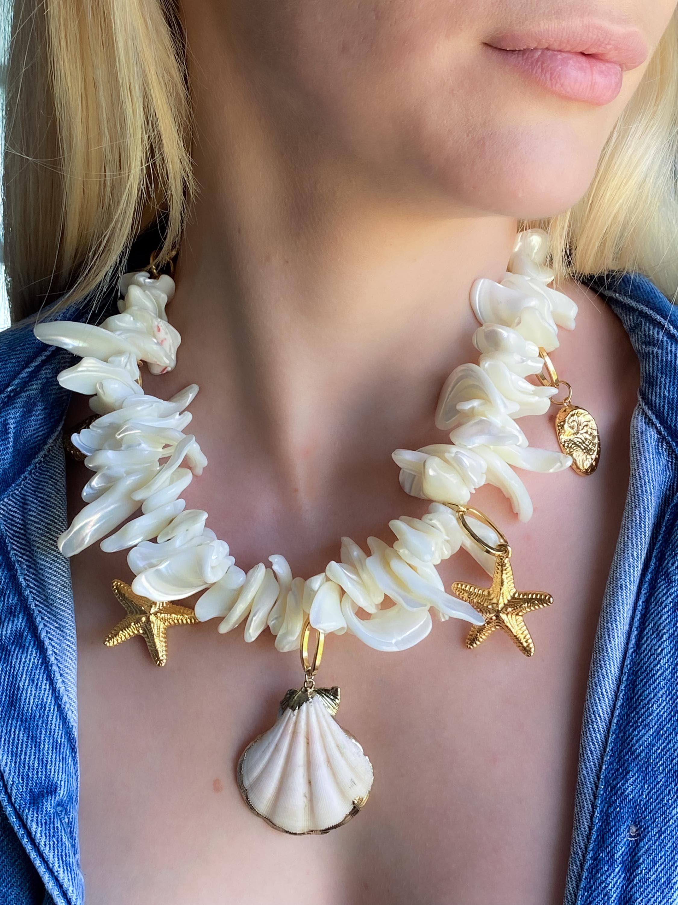Extravagant Natural sea shell Necklace, Chunky charm necklace, Siren aesthetic Jewelry, Mermaid Festival necklace, Gift for her, CORDELIA