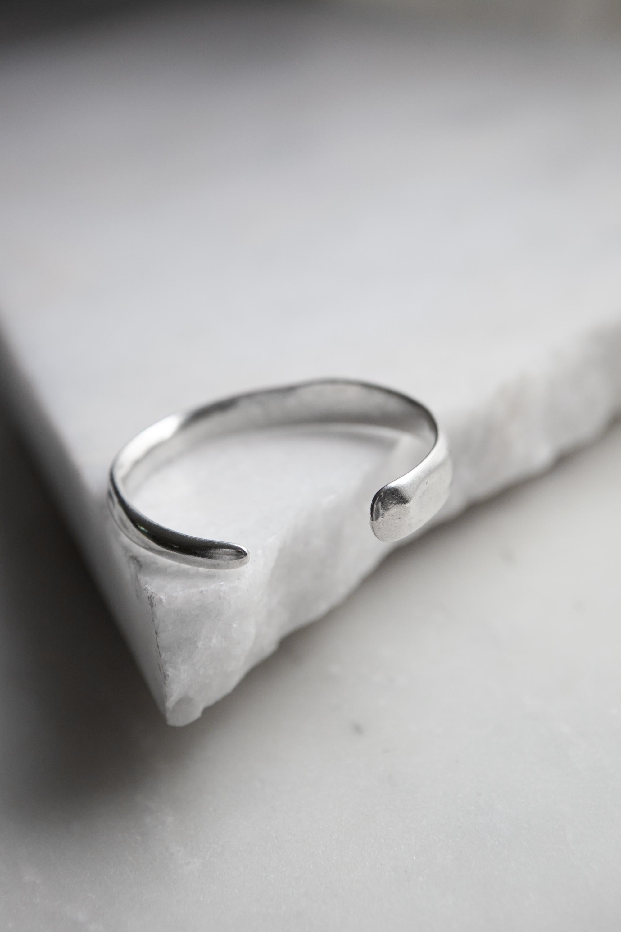 Thick unisex Silver Bracelet, Chunky bold bracelet, Minimal Bangle Cuff bracelet, Statement Organic jewelry, Unisex Gift, OLIVIA