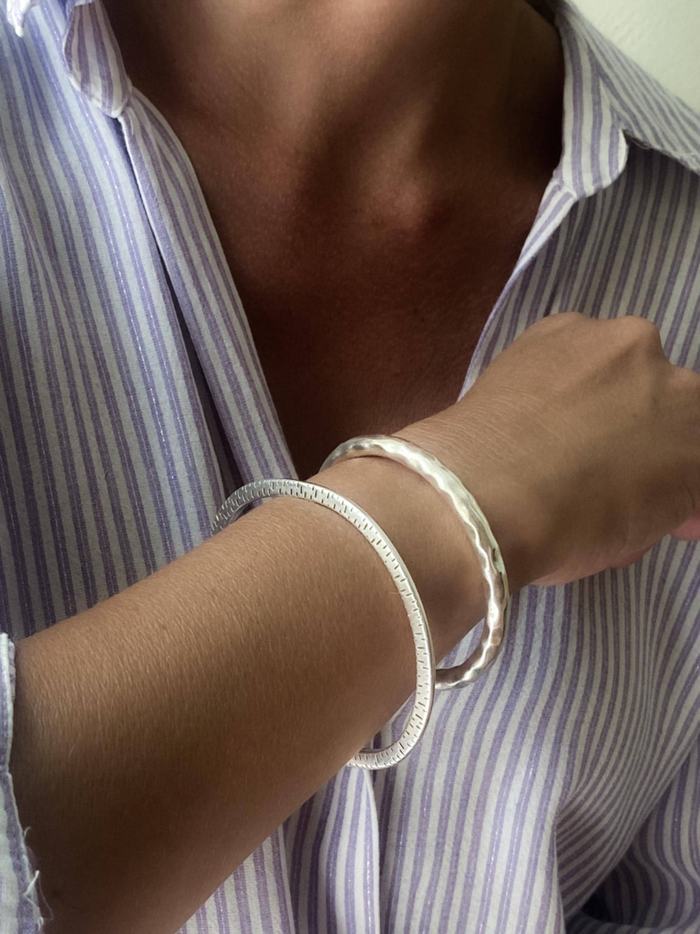 Chunky bold Hammered Bracelet, Thick unisex Silver Cuff, Statement Organic Bracelet, Minimal Bangle bracelet, Unisex Gift, SOFIA