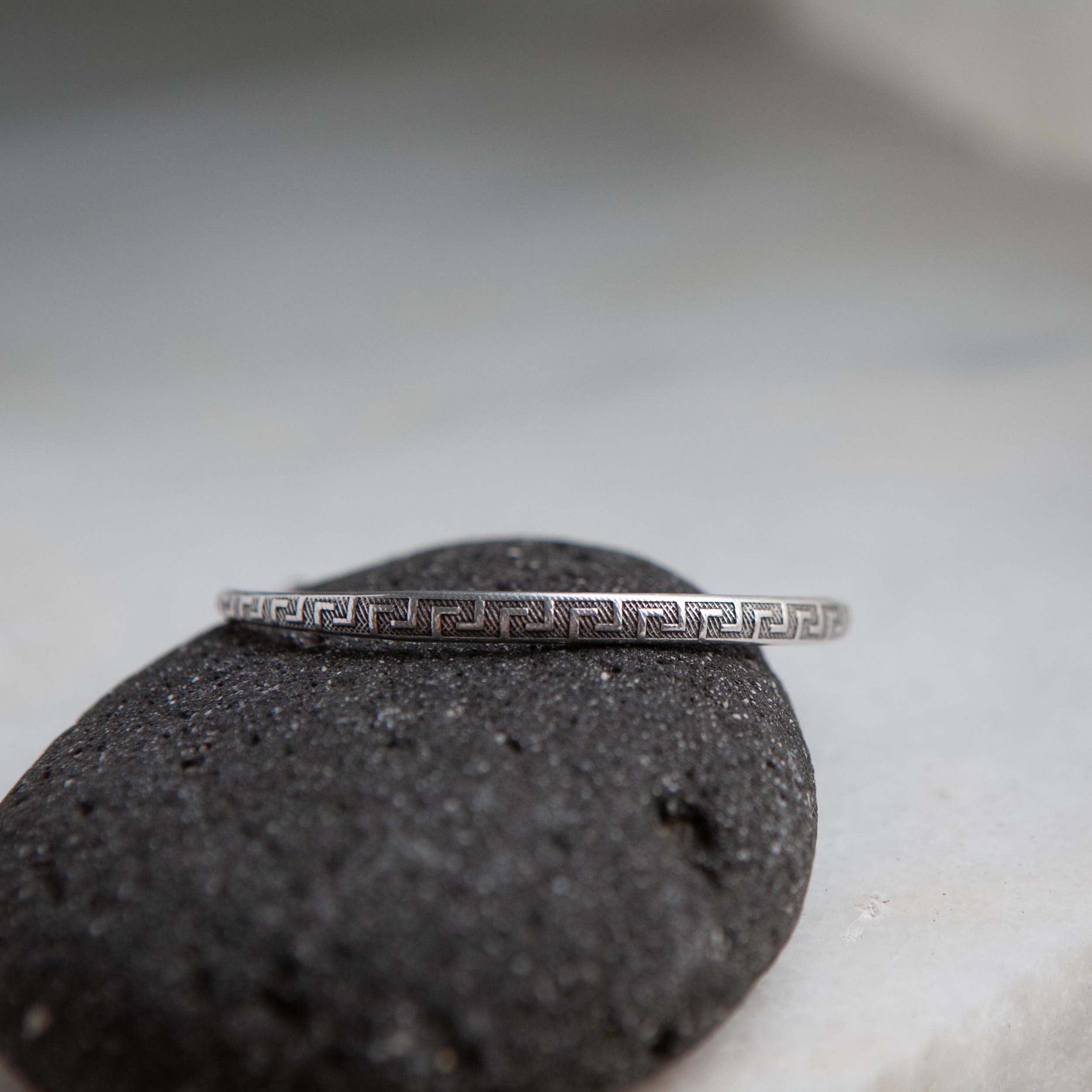 Silver Meander bracelet, Thin Adjustable Bracelet, Ancient Greek Bracelet, Museum inspired Jewelry, Minimalist Unisex Bracelet, KNOSSOS