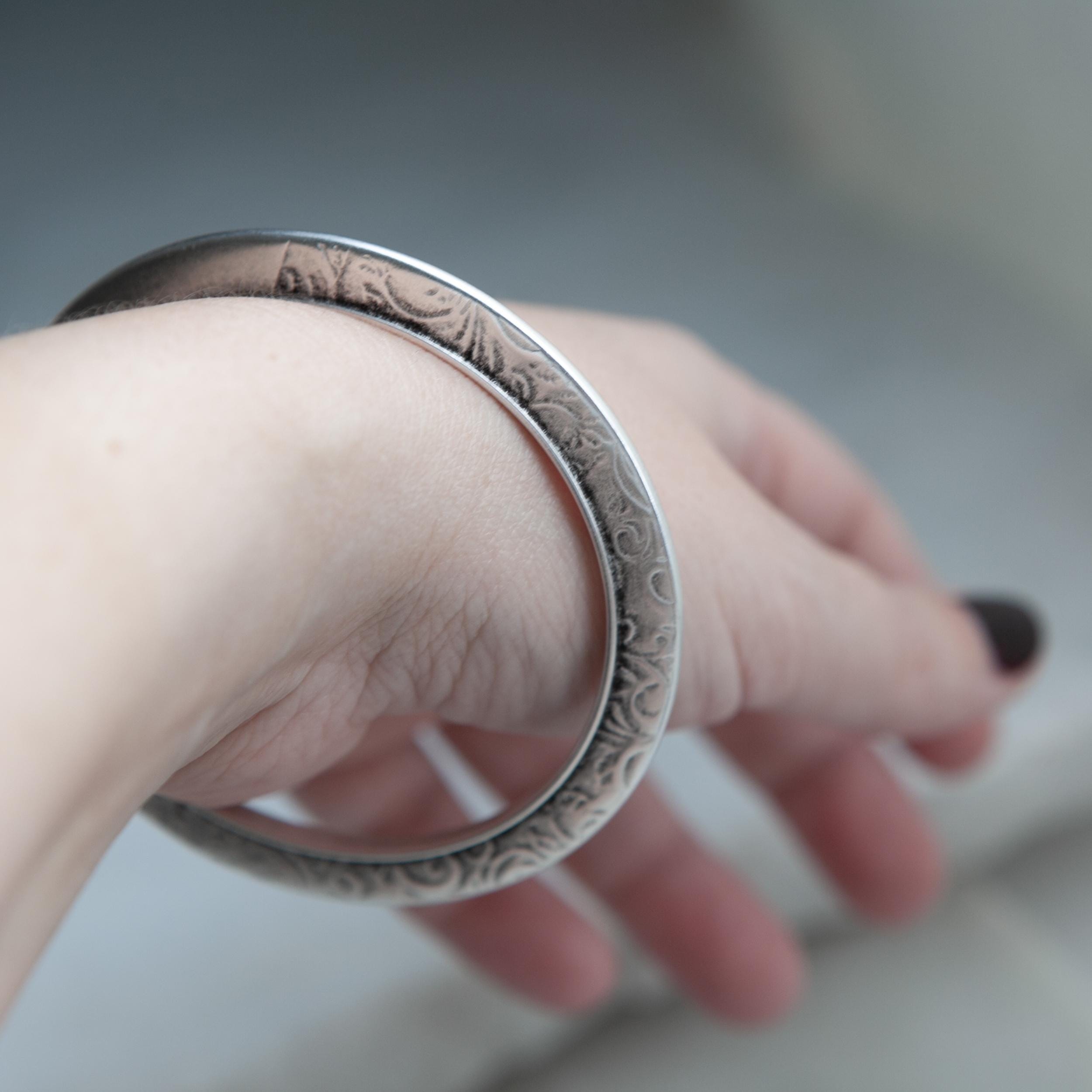 Flower Engraved flat Bangle, Thin Silver Bangle bracelet, Minimalist Bangle Cuff bracelet, Organic Stacking Bracelet, Gift for her, ISABELLA