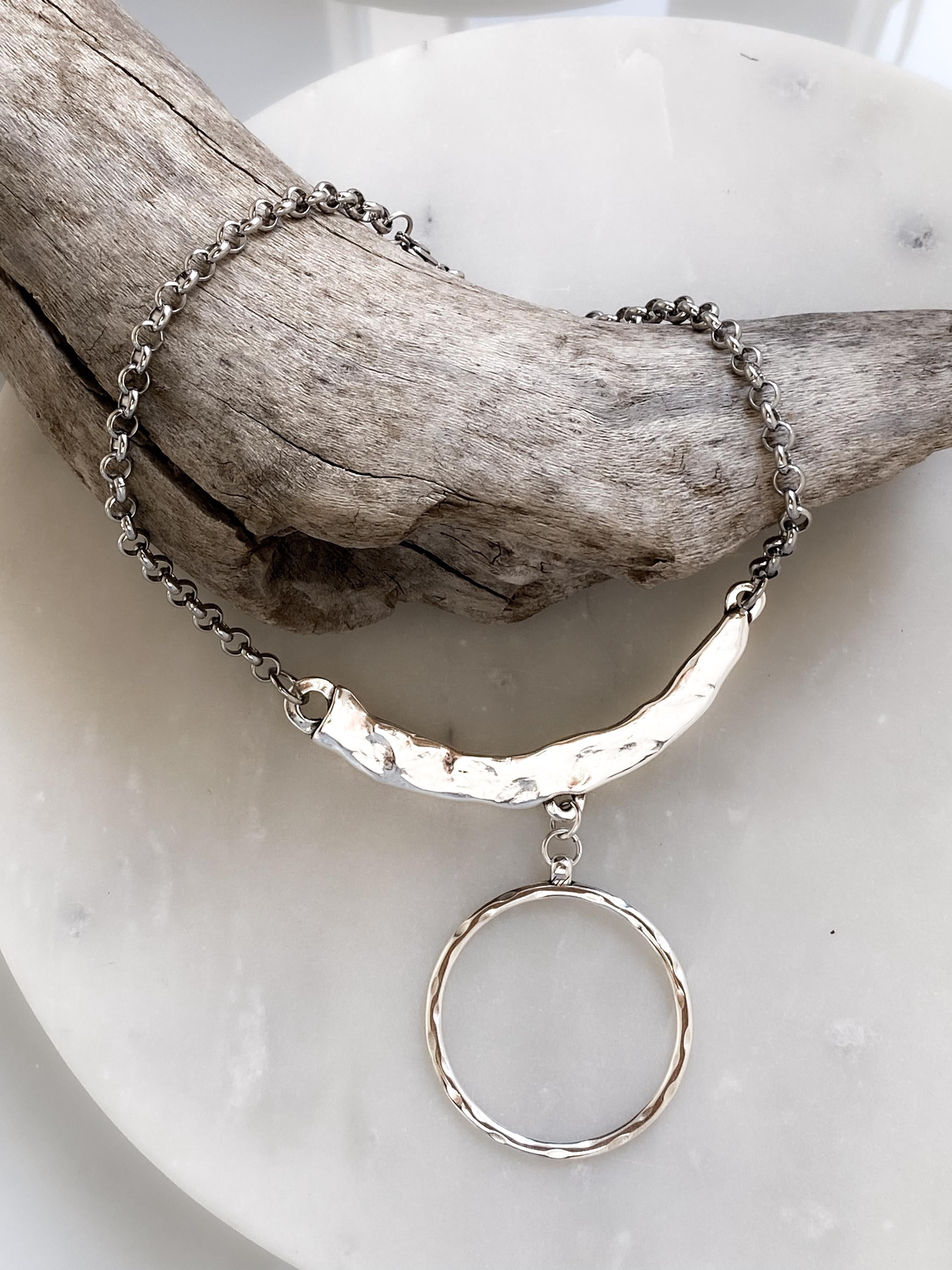 Silver Chunky Chain Necklace, Large O Ring Pendant Necklace, Organic Hammered collar, Modern Rock style, OTTO