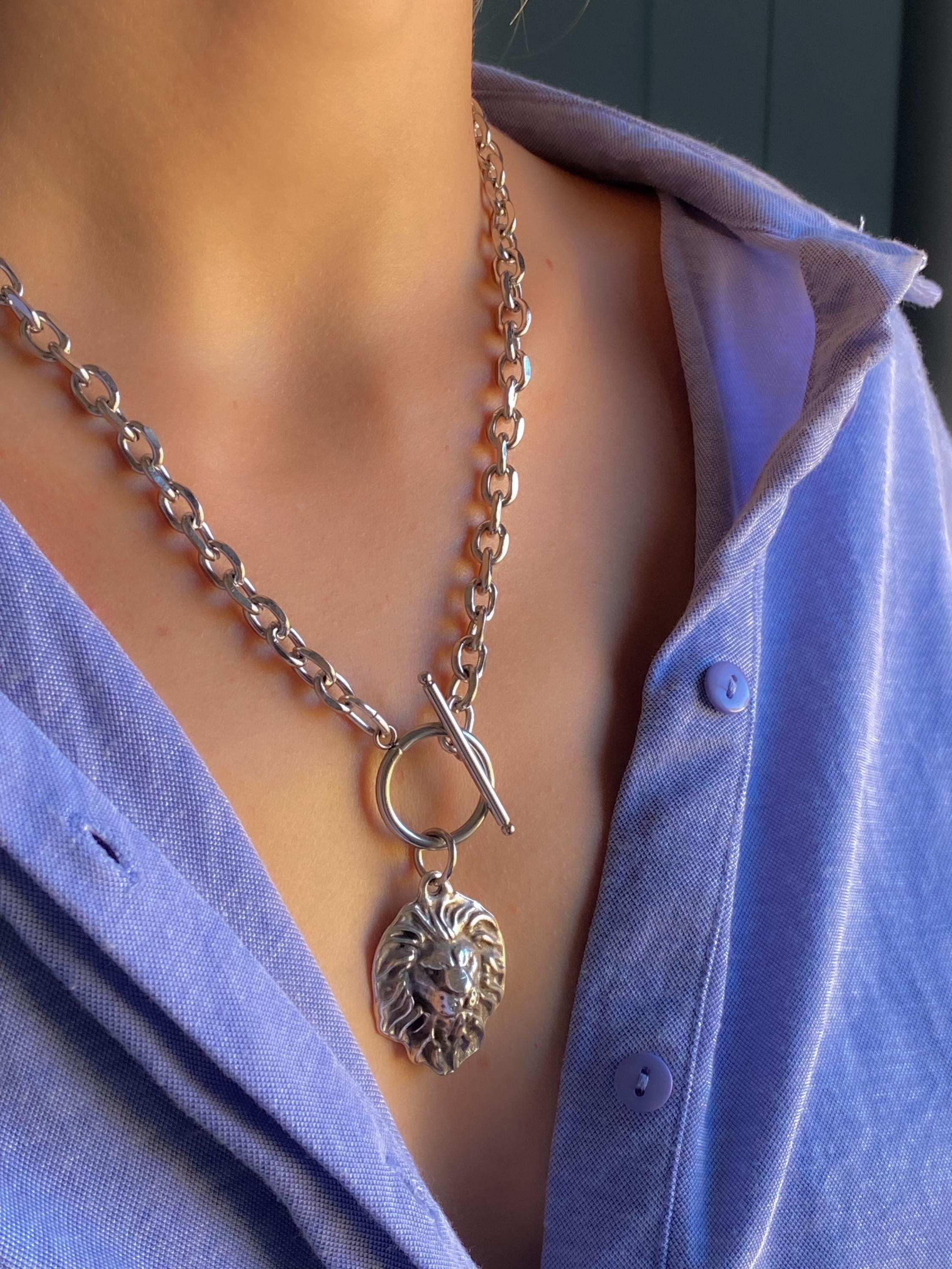 Women's Silver Chain Necklace with Lion Head Pendant, Toggle clasp Ancient Medallion, Vintage Style, Mother's Day Gift, LION