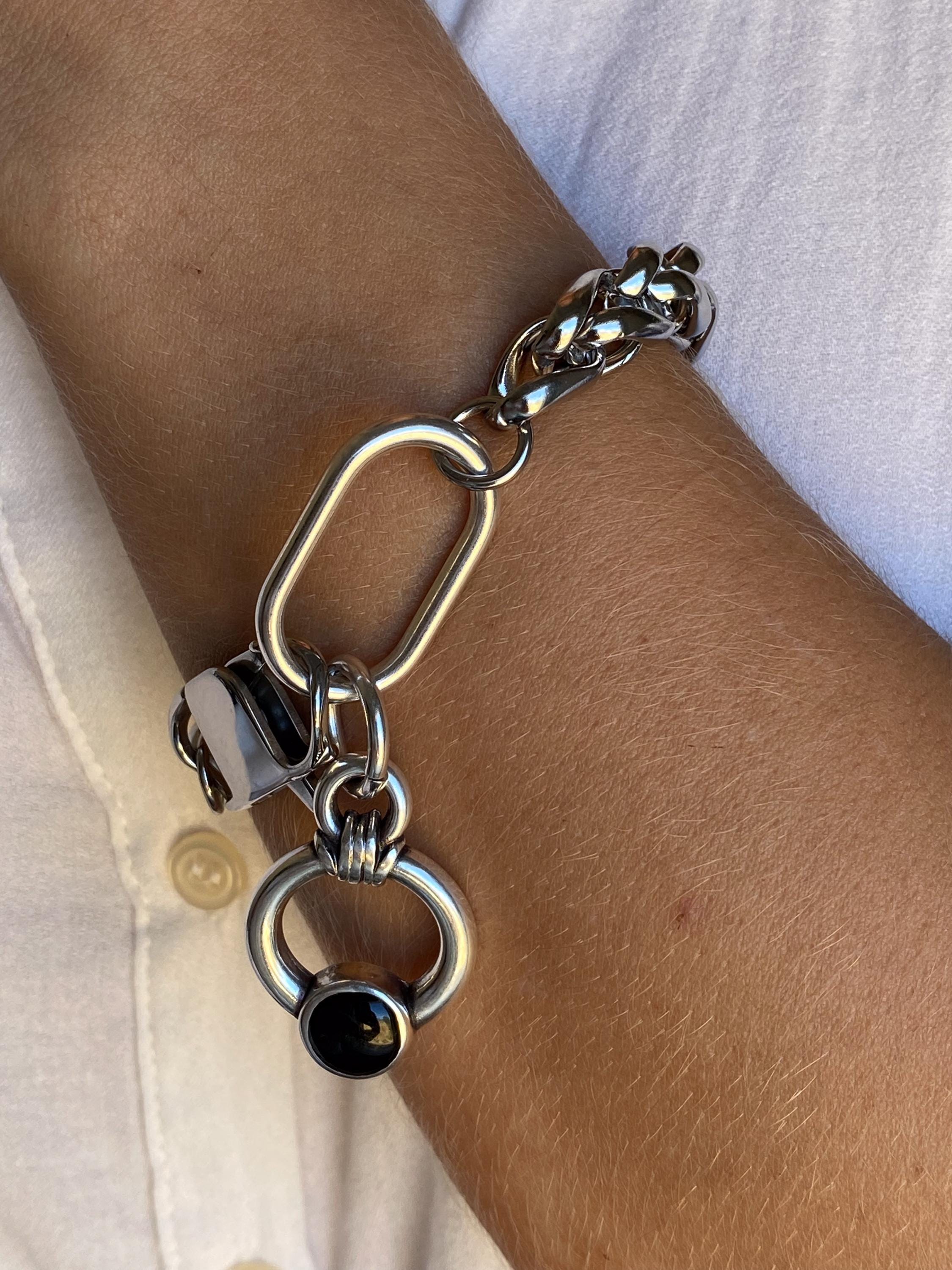 KASSANDRA Chunky Chain Bracelet