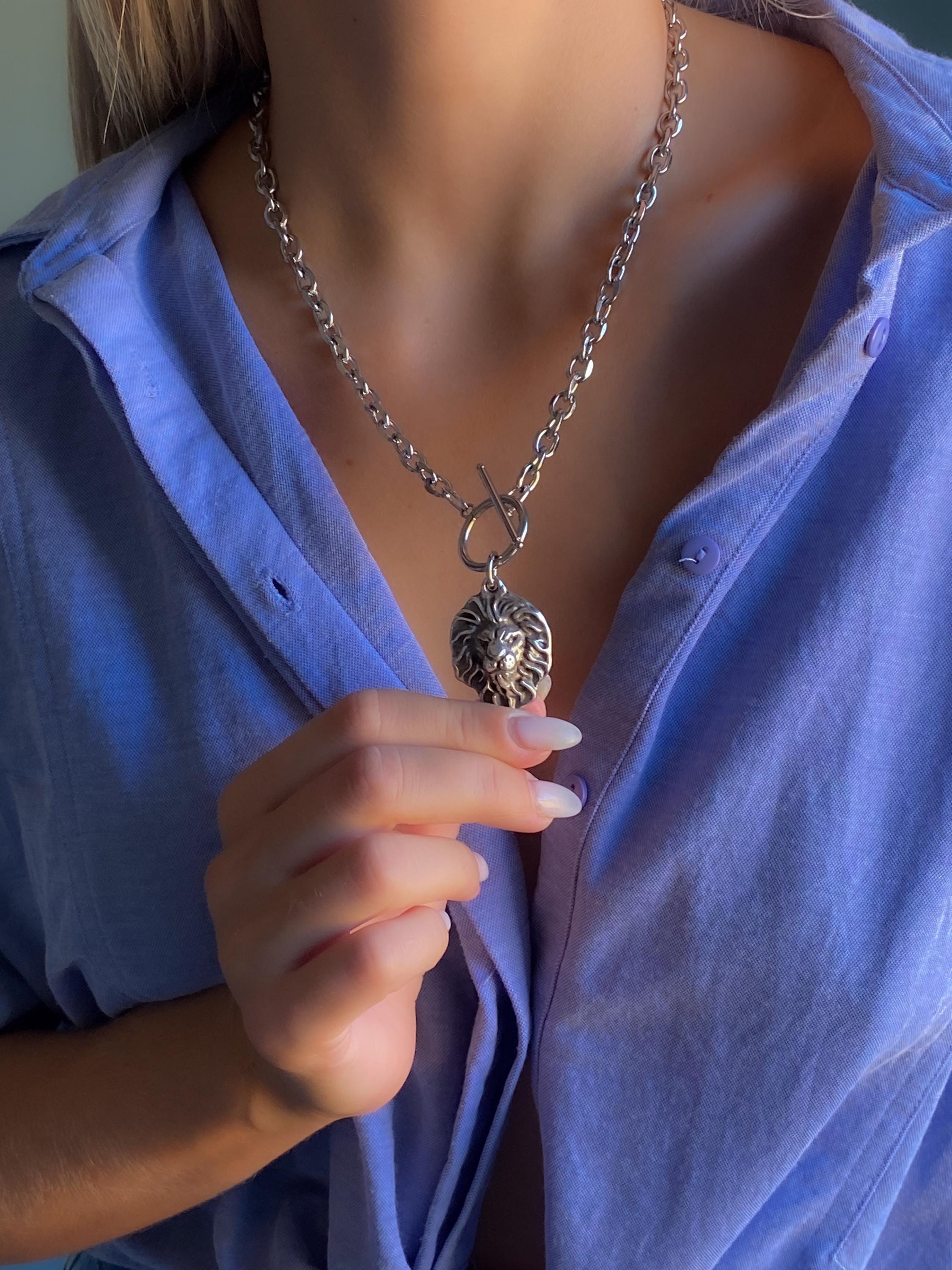 Women's Silver Chain Necklace with Lion Head Pendant, Toggle clasp Ancient Medallion, Vintage Style, Mother's Day Gift, LION
