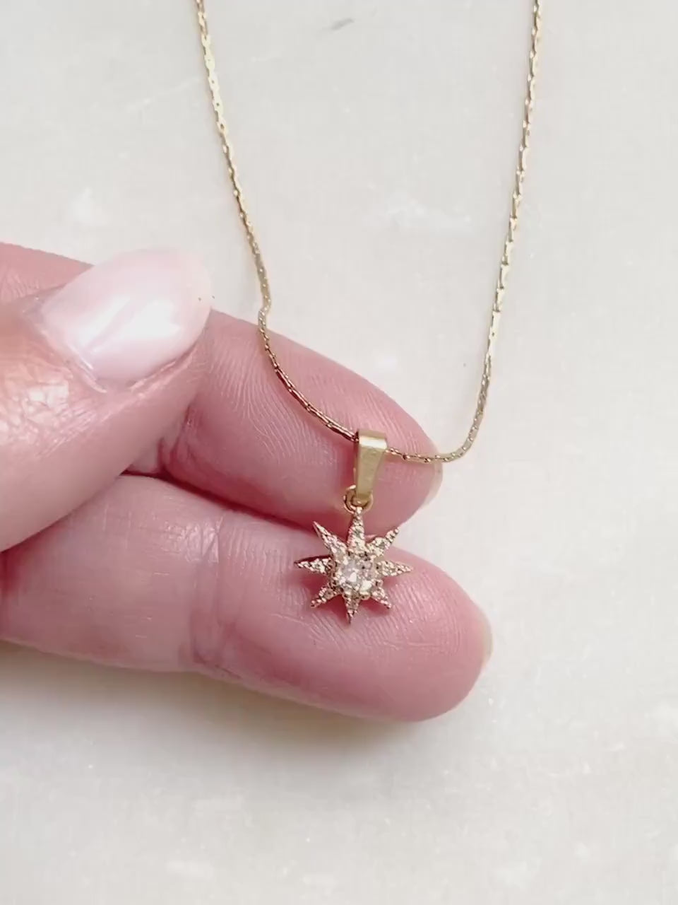 Small star necklace