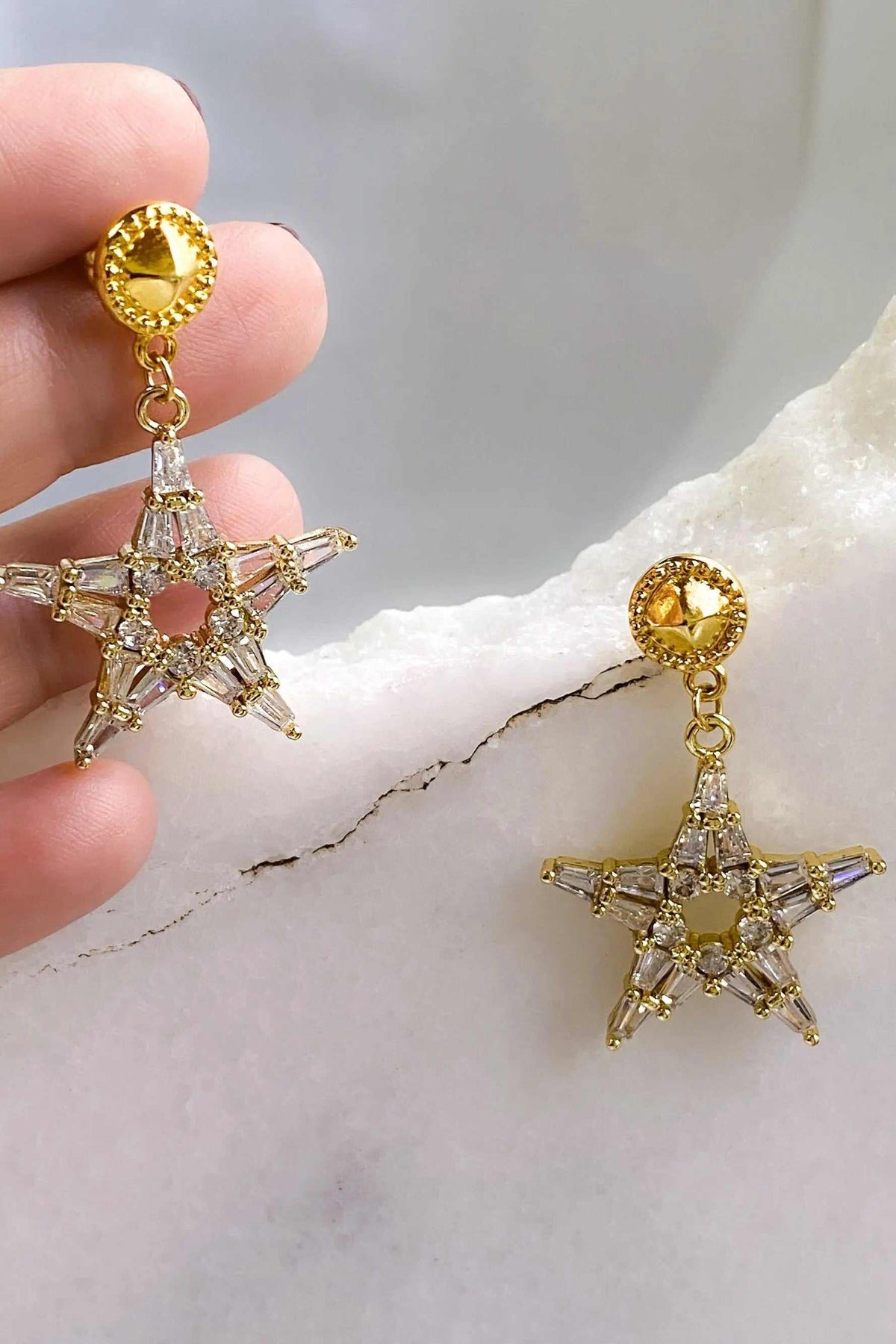 ANDROMEDA Earrings, gold plated star-shaped earrings with clear zircon accents and round textured studs