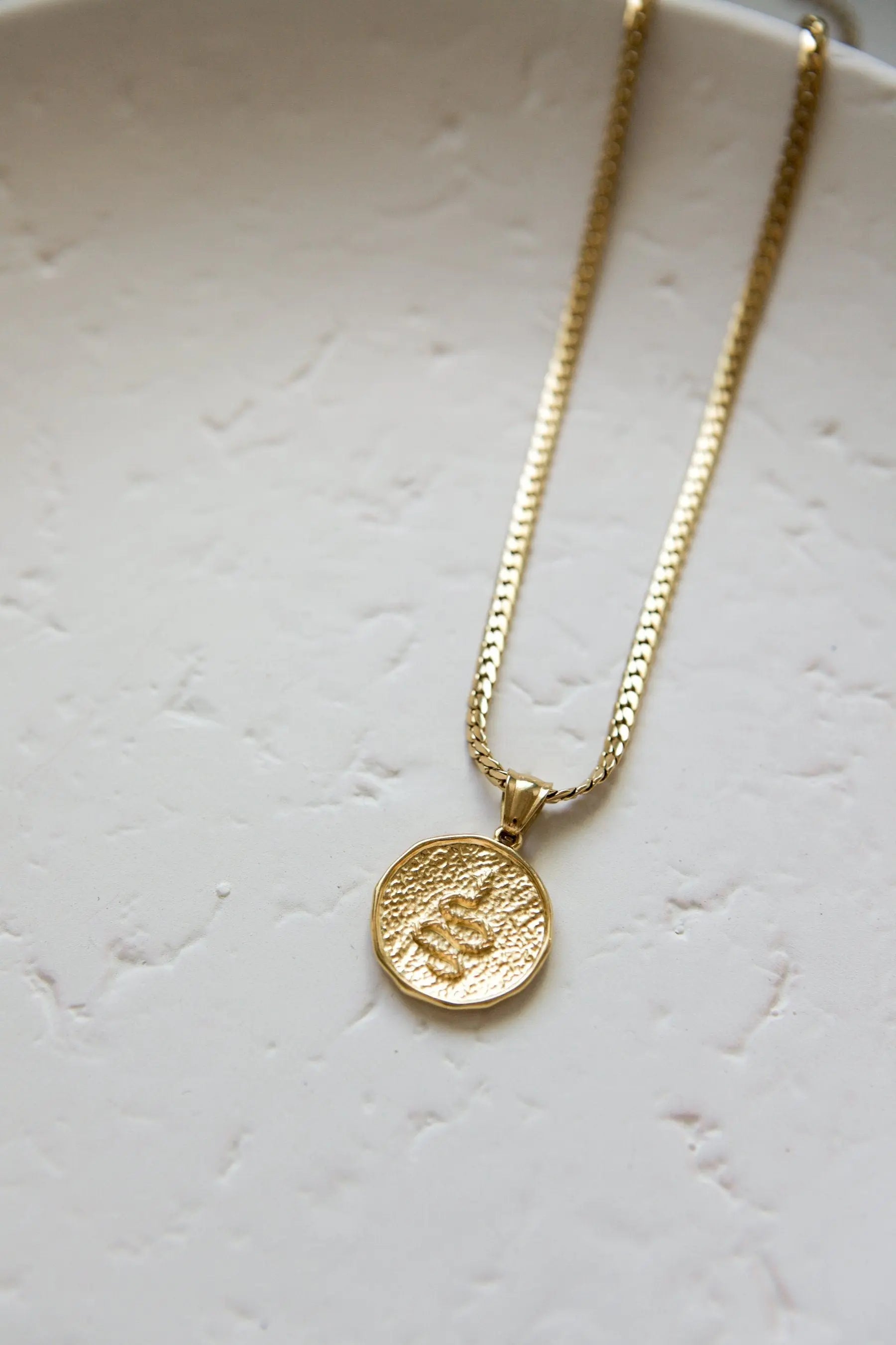 Snake Coin necklace, Collier serpent chaine or, Schlangenhalskette, Medallion Pendant Necklace