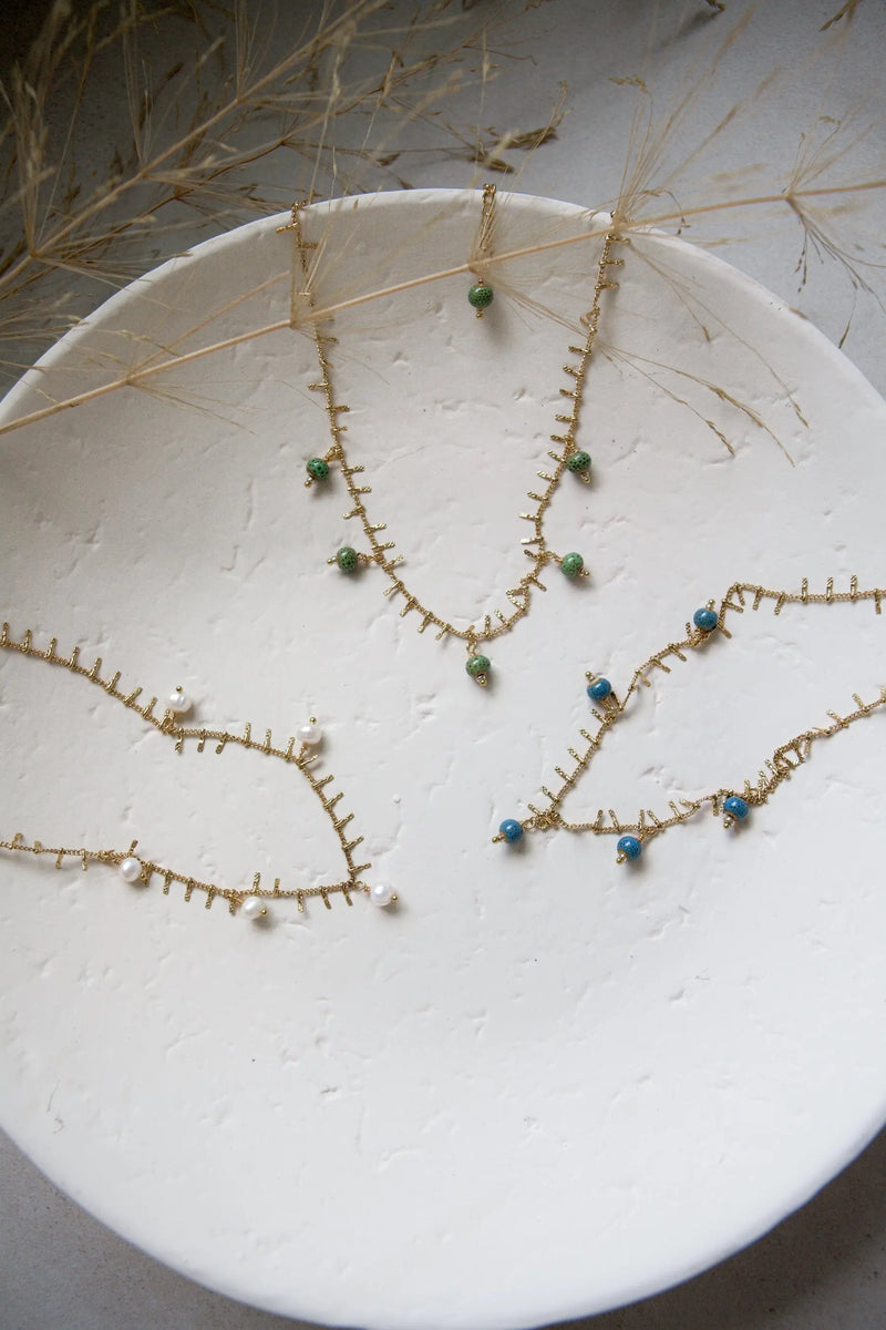 Dainty pearls necklace, Minimalist beads necklace, Pearls Rosario, ceramic beads necklace, collier femme