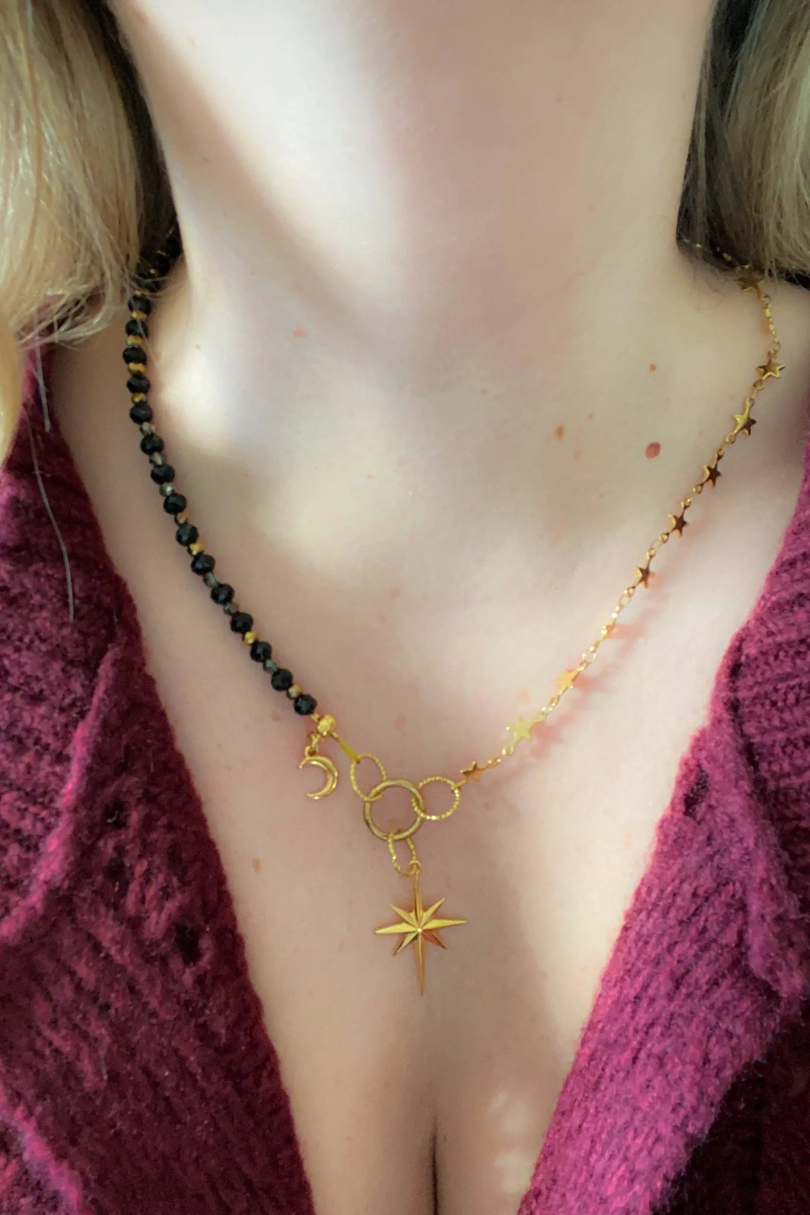 Bethlehem Star Necklace, Christmas Gift for her, Winter jewelry, Unique design Necklace, Crystal and steel Necklace, Gold star chain