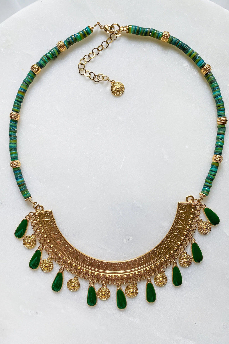 Gold coin Necklace, Emerald green necklace, Collier femme coquillage, Boho Tribal Necklace, Shell beaded Chocker, Bijoux ethniques