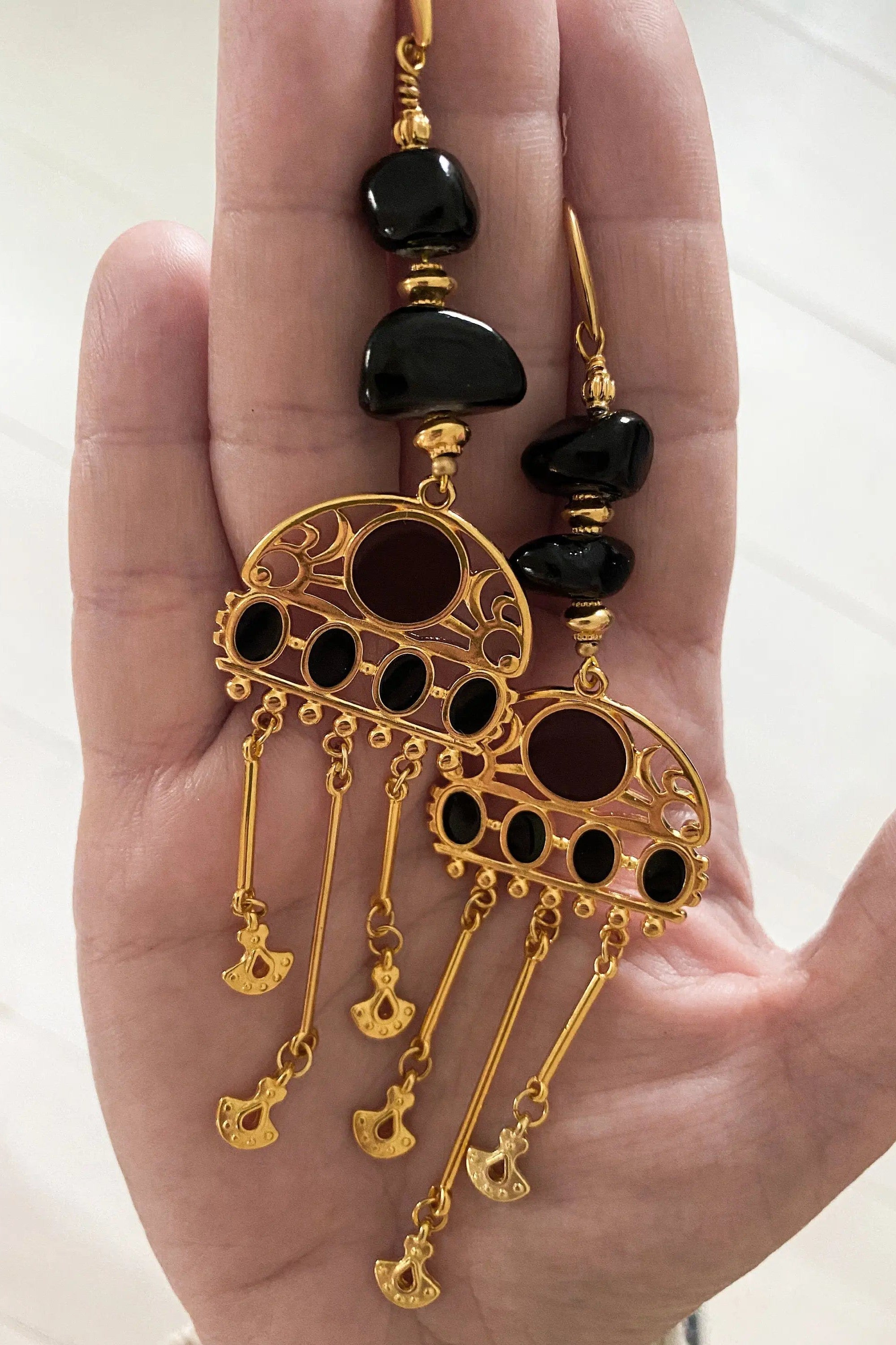 Tribal Boho Earrings, Bijoux Ethniques en or, Black Jade Earrings, Jade gemstone Jewelry, Bijoux Artisanaux grecs, Gold Statement Earrings