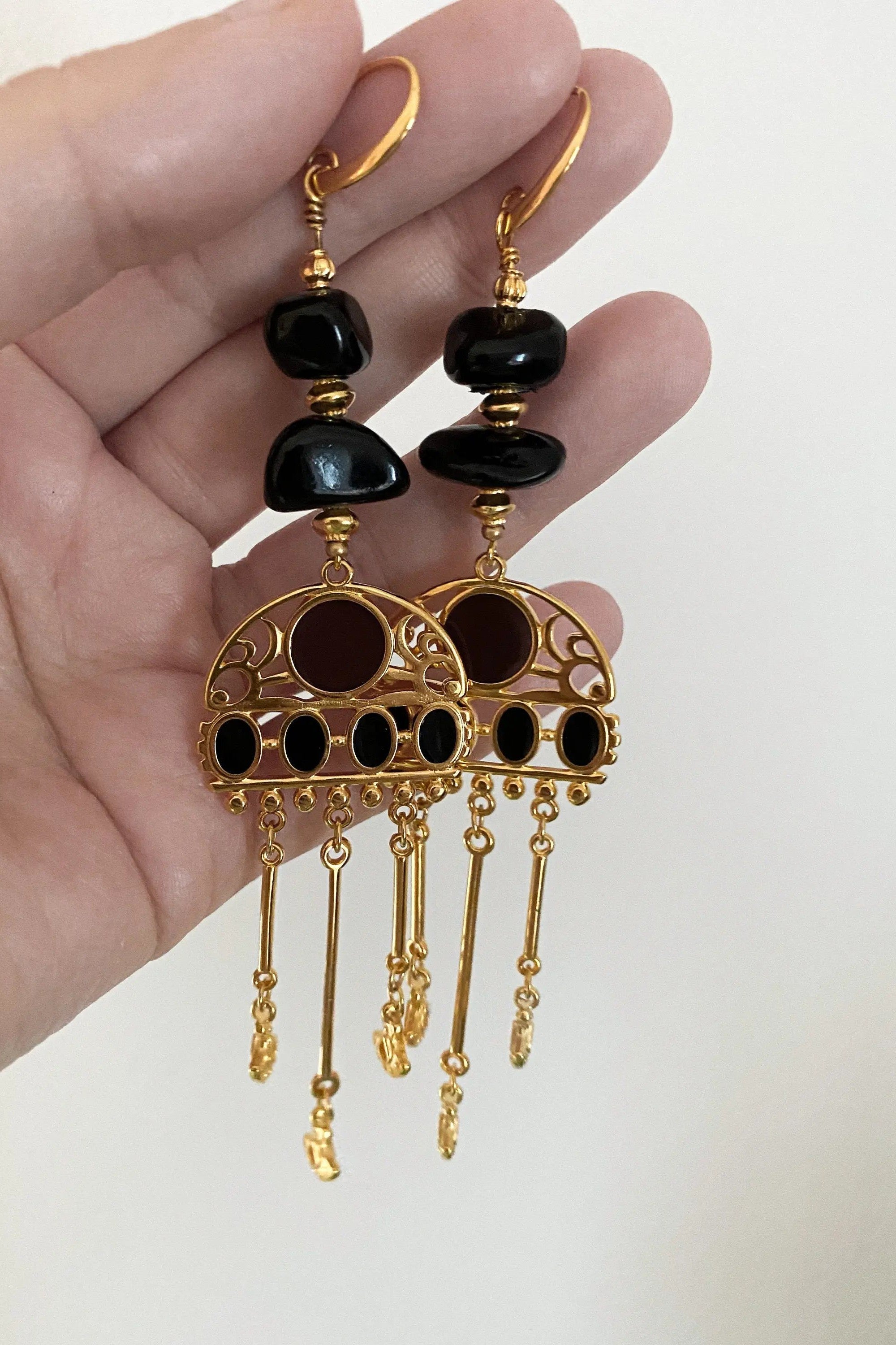 Tribal Boho Earrings, Bijoux Ethniques en or, Black Jade Earrings, Jade gemstone Jewelry, Bijoux Artisanaux grecs, Gold Statement Earrings
