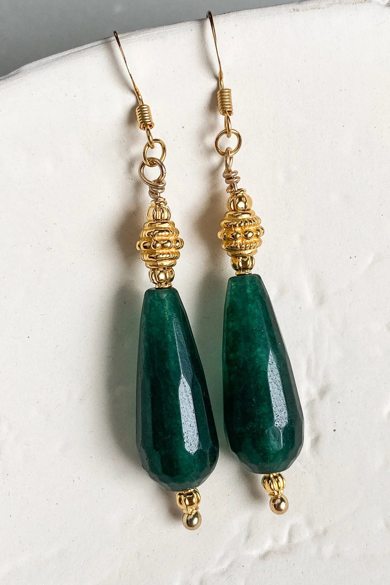 Emerald Green Earrings, Jade drop Earrings, Tribal Boho Earrings, Ethnic Dangle Earrings, Bijoux Artisanaux ethniques