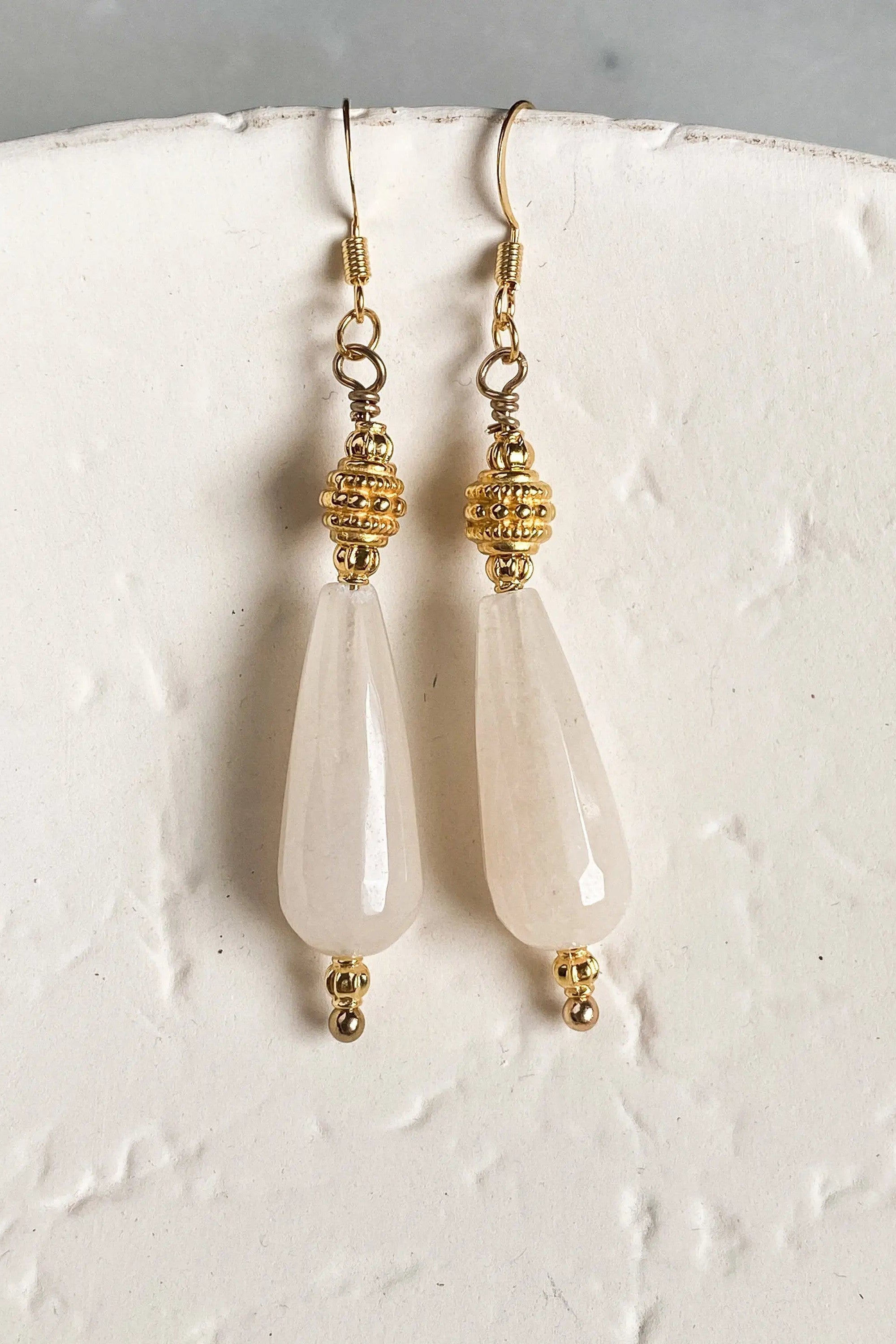 Cute Bridal earrings, White Jade Earrings, Beach wedding earrings, Gold gypsy earrings, Wedding jewelry, Statement Dangle & drop earrings