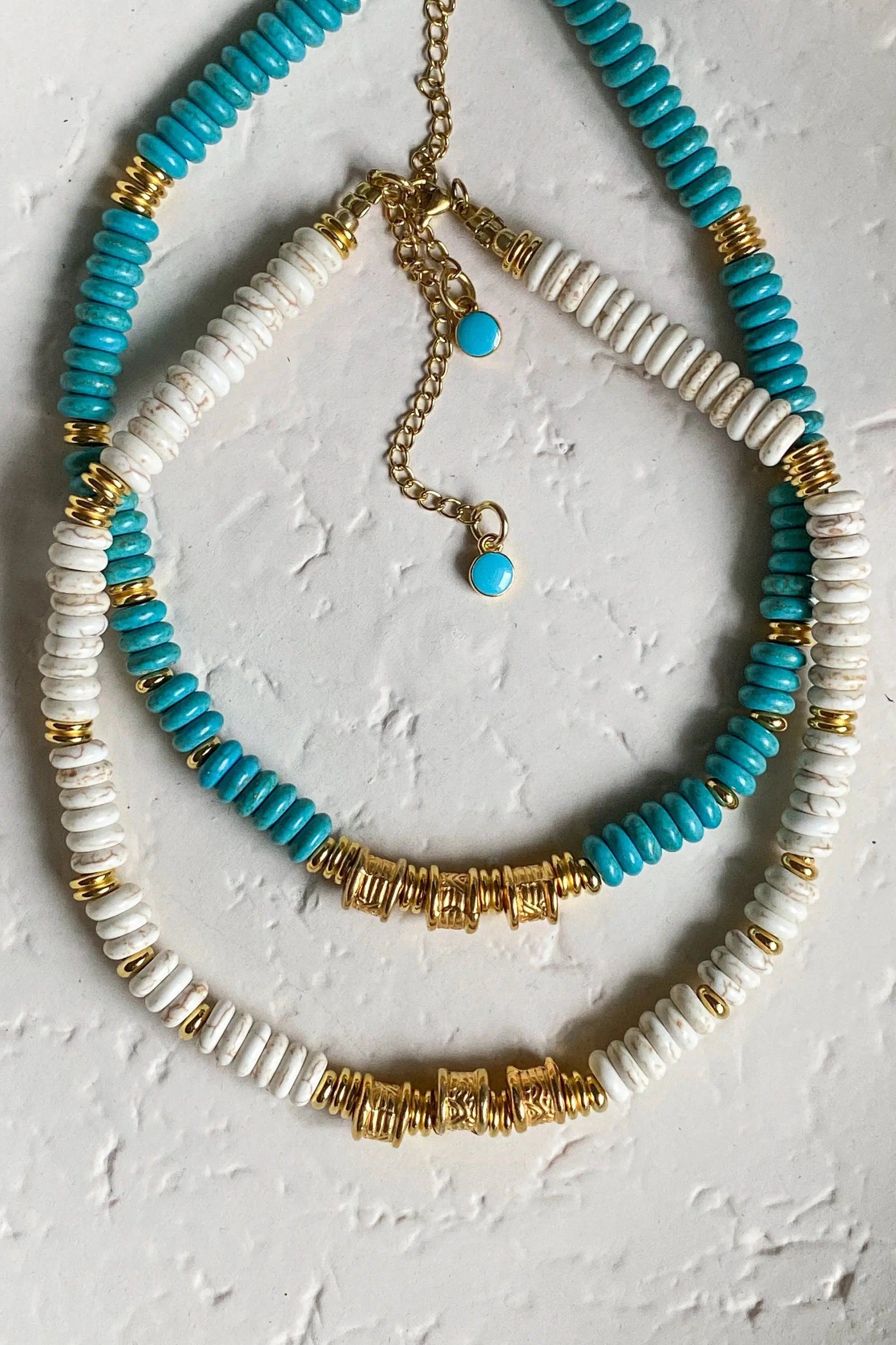 KLÉLIA Heishi necklace, Statement Boho Necklace, Surfer choker necklace, Collier Pierre, Bijoux Ethniques, Turquoise Charoite chocker