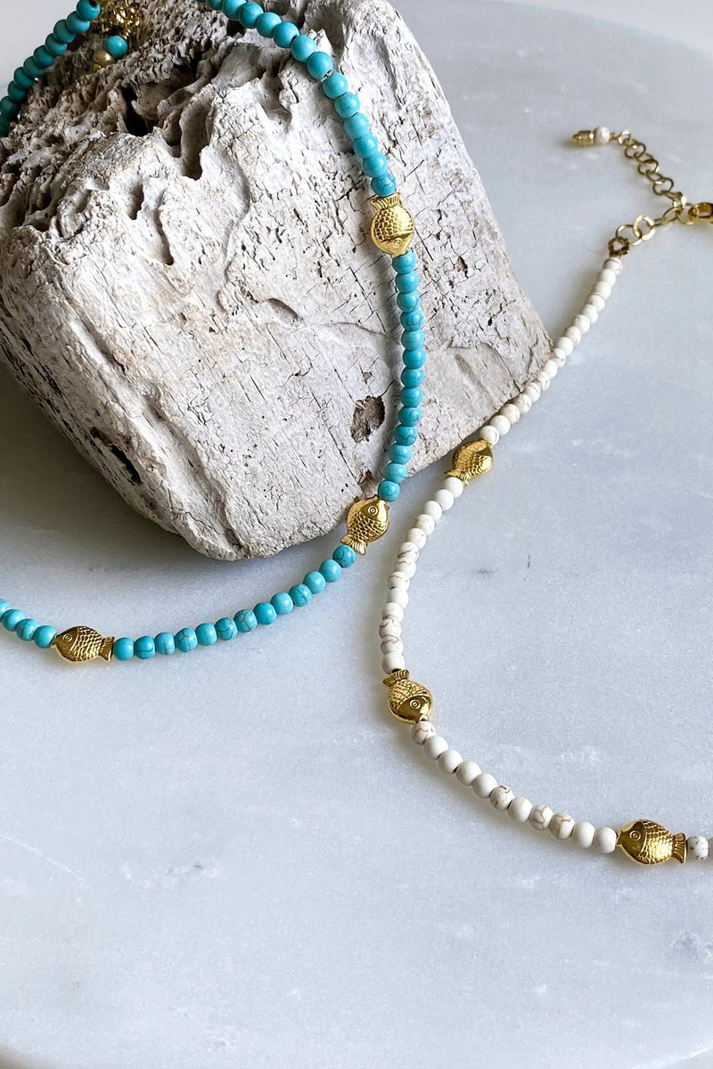 NIREAS Heishi necklace, Surfer Turquoise Necklace, Boho chic White Necklace, Gold fish Necklace, Collier pierres, Gift for her