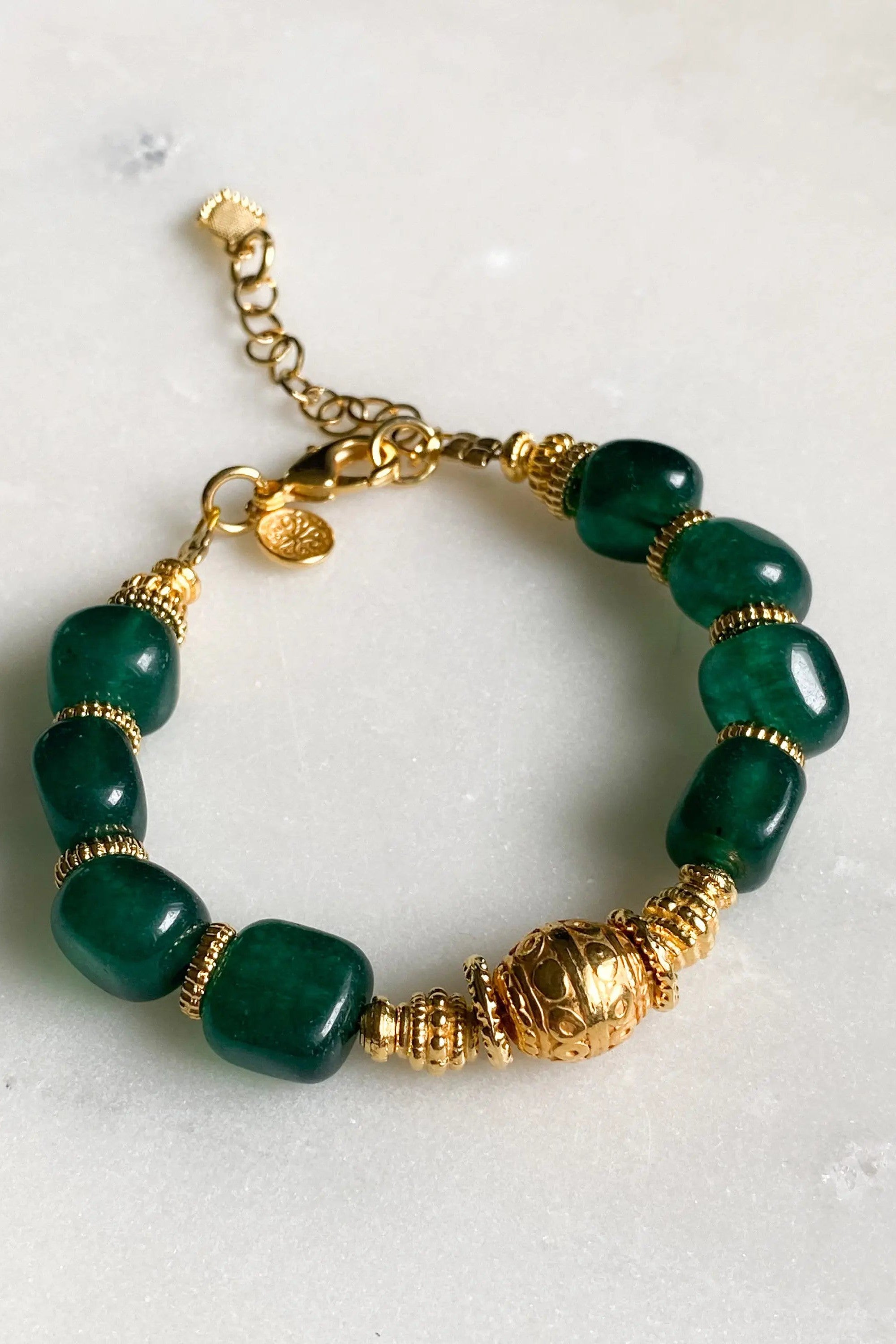 ROXANI Emerald Green Jade beaded necklace, Statement Green Crystal Necklace, Bijoux Ethniques, Surfer Boho chic choker necklace