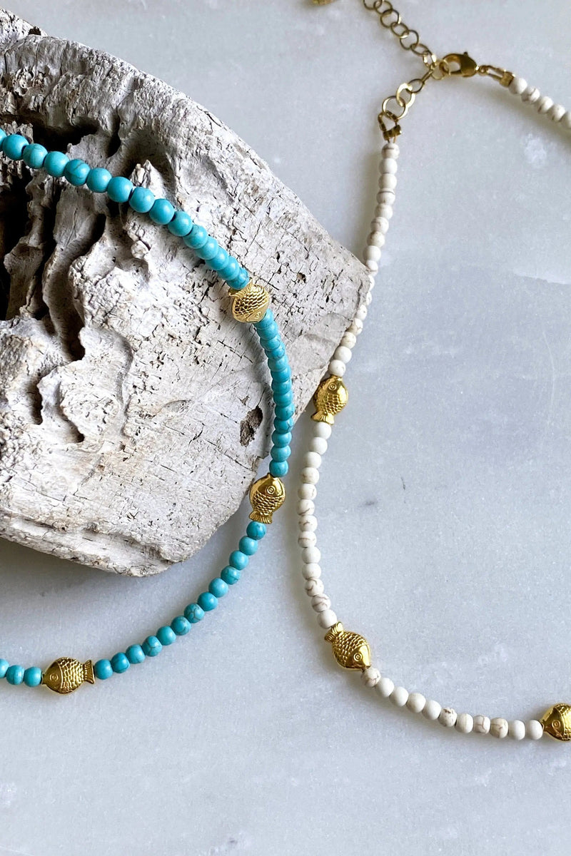 NIREAS Heishi necklace, Surfer Turquoise Necklace, Boho chic White Necklace, Gold fish Necklace, Collier pierres, Gift for her