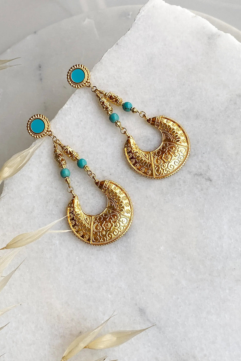 Statement oversize earrings, Boho chic earrings, Turquoise and gold Tribal Earrings,  Bijoux éthniques, Boucles d'oreilles, MYRTÓ