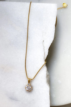 Flower charm necklace, Zircon daisy pendant on gold chain necklace, Gold round chain with daisy charm, Sunflower Medallion, Gift for her