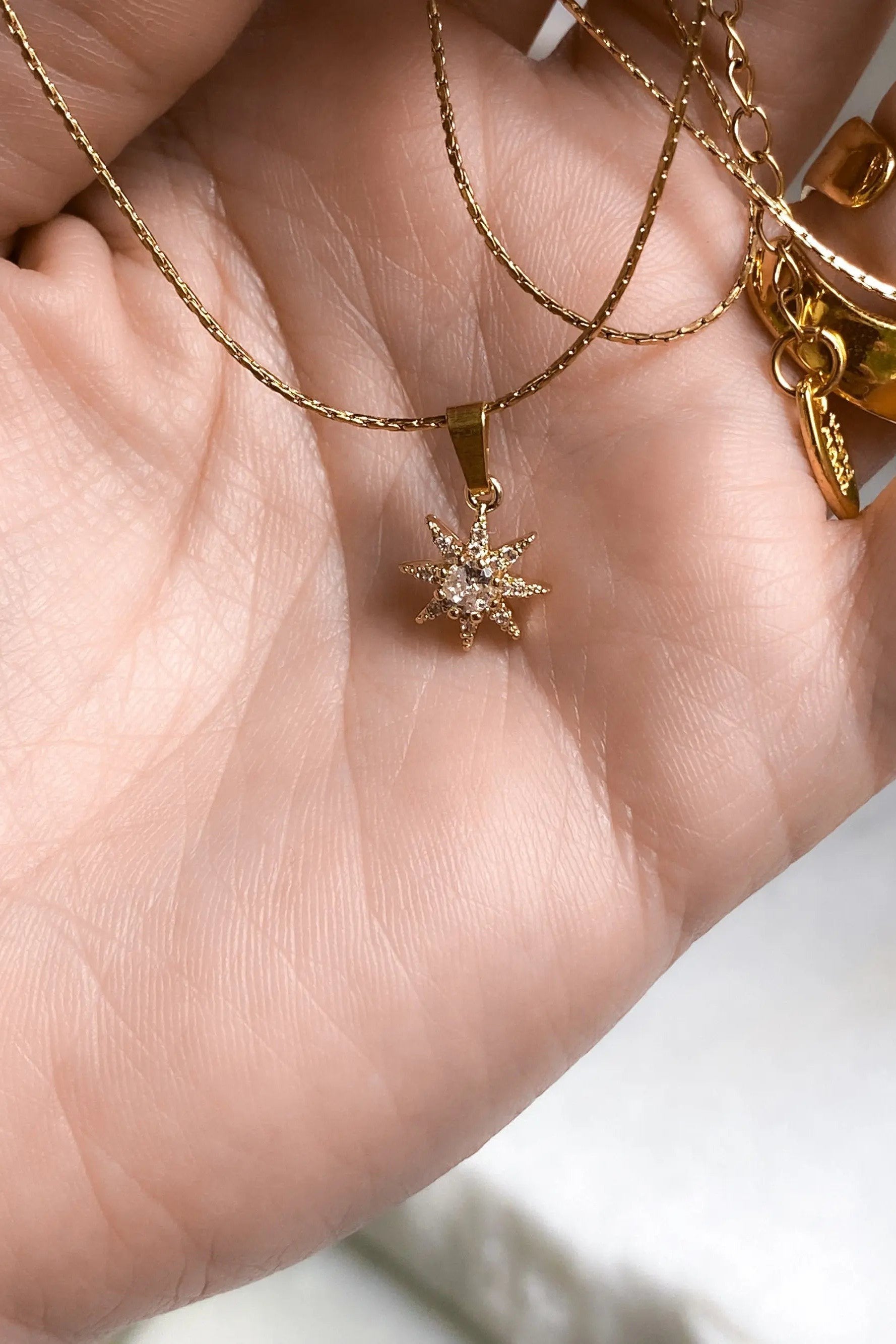 Small star necklace, Dainty star necklace, Zircon star Necklace, Gold chain star Necklace, Minimalist star Necklace, Gift for her