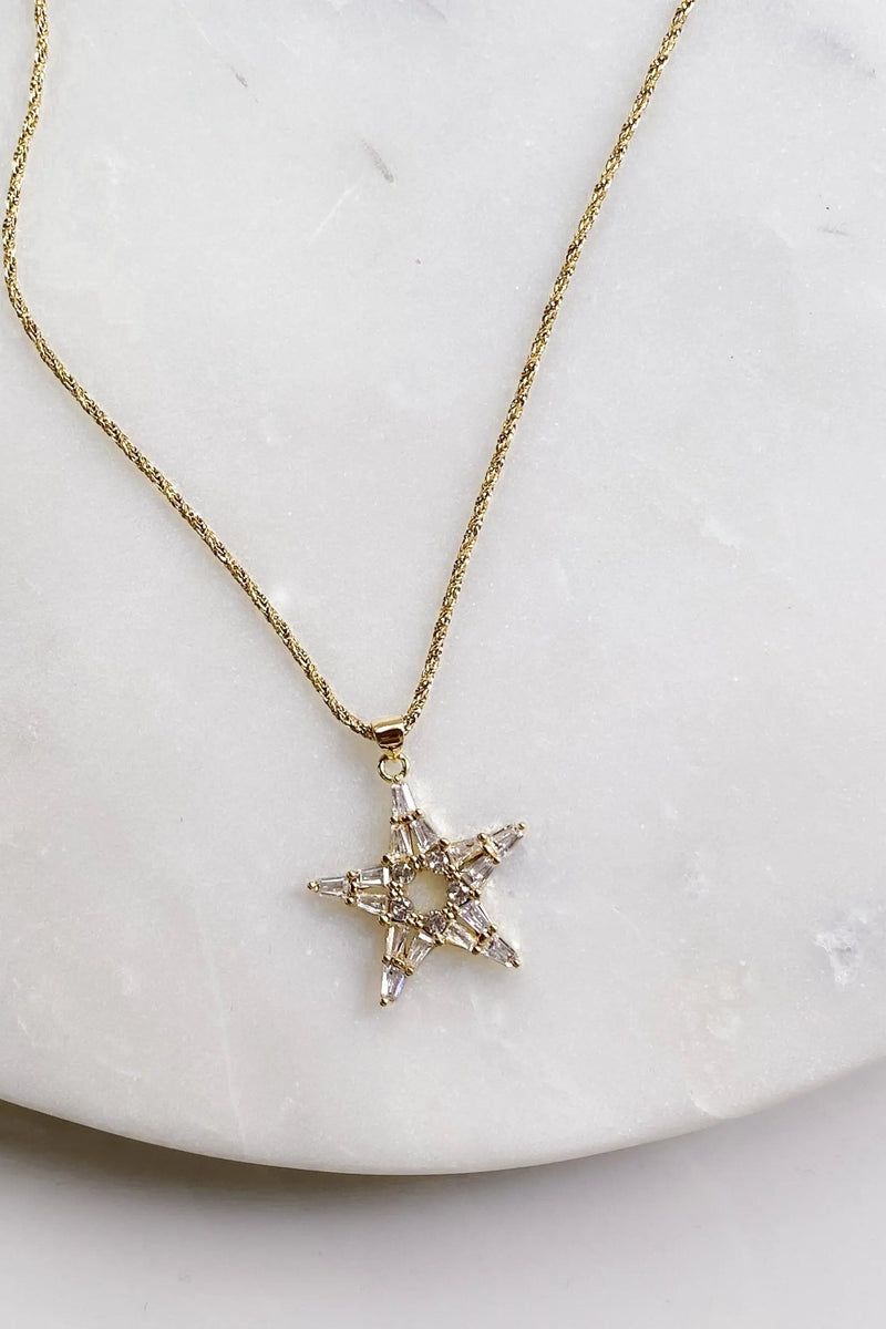 Gold Chain Star pendant necklace, Dainty Gold rope chain, Zircon Star Medallion, Thin chain Necklace with big star charm, Y2K star necklace