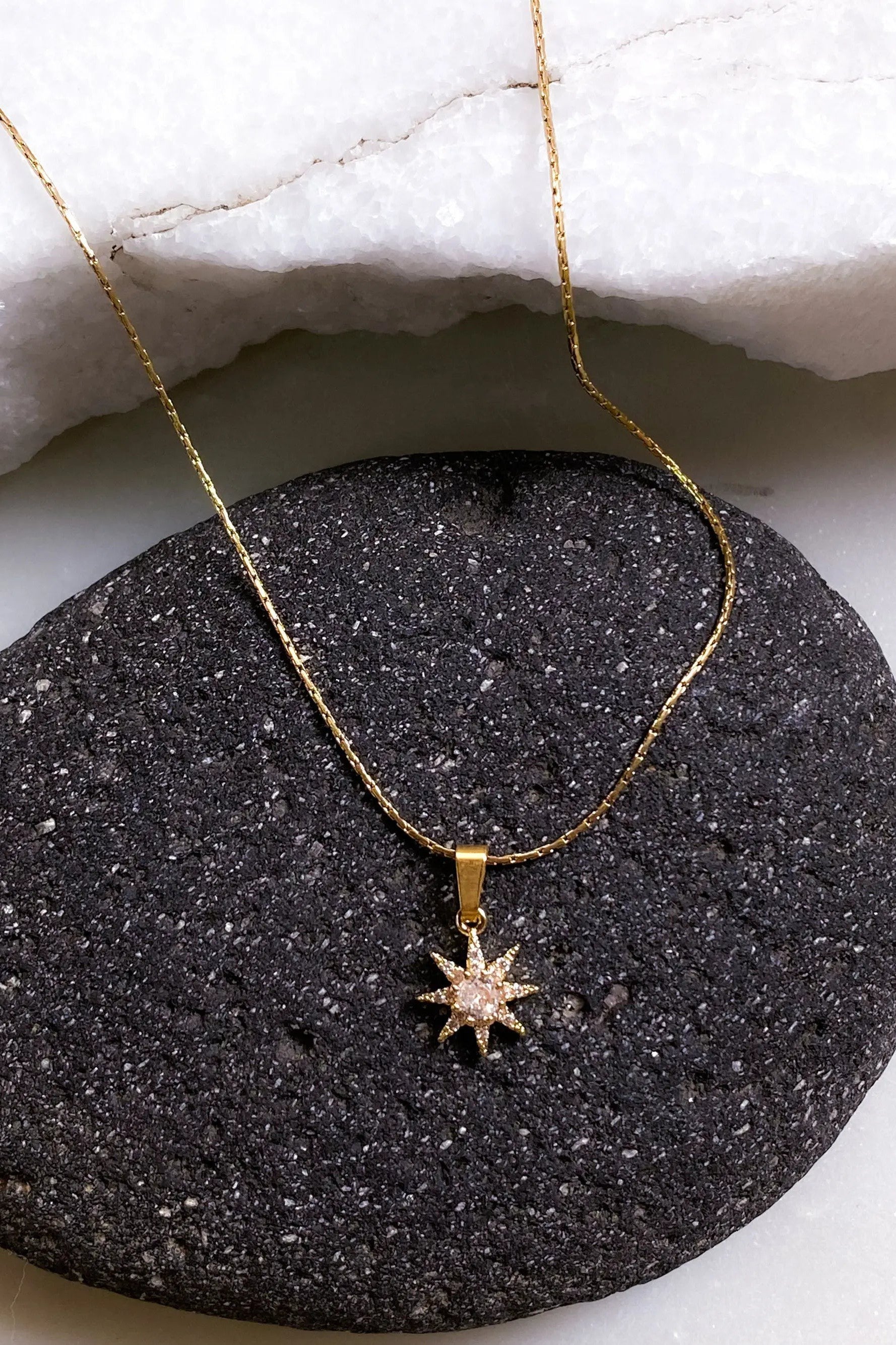 Small star necklace, Dainty star necklace, Zircon star Necklace, Gold chain star Necklace, Minimalist star Necklace, Gift for her