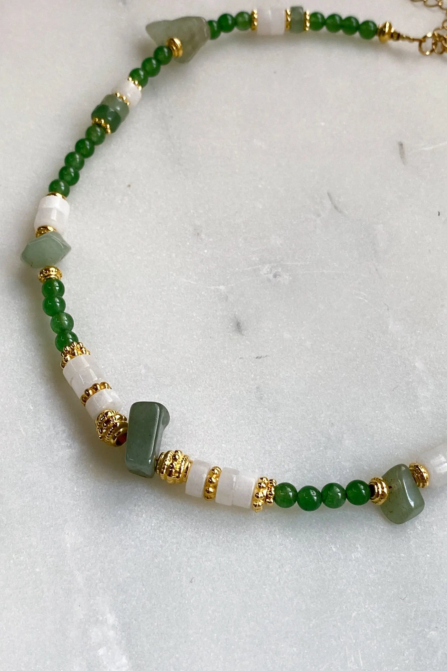 Green Aventurine Necklace White Quartz Heishi Necklace Statement Boho Necklace Surfer Choker Gold Green Necklace Gift for Mum