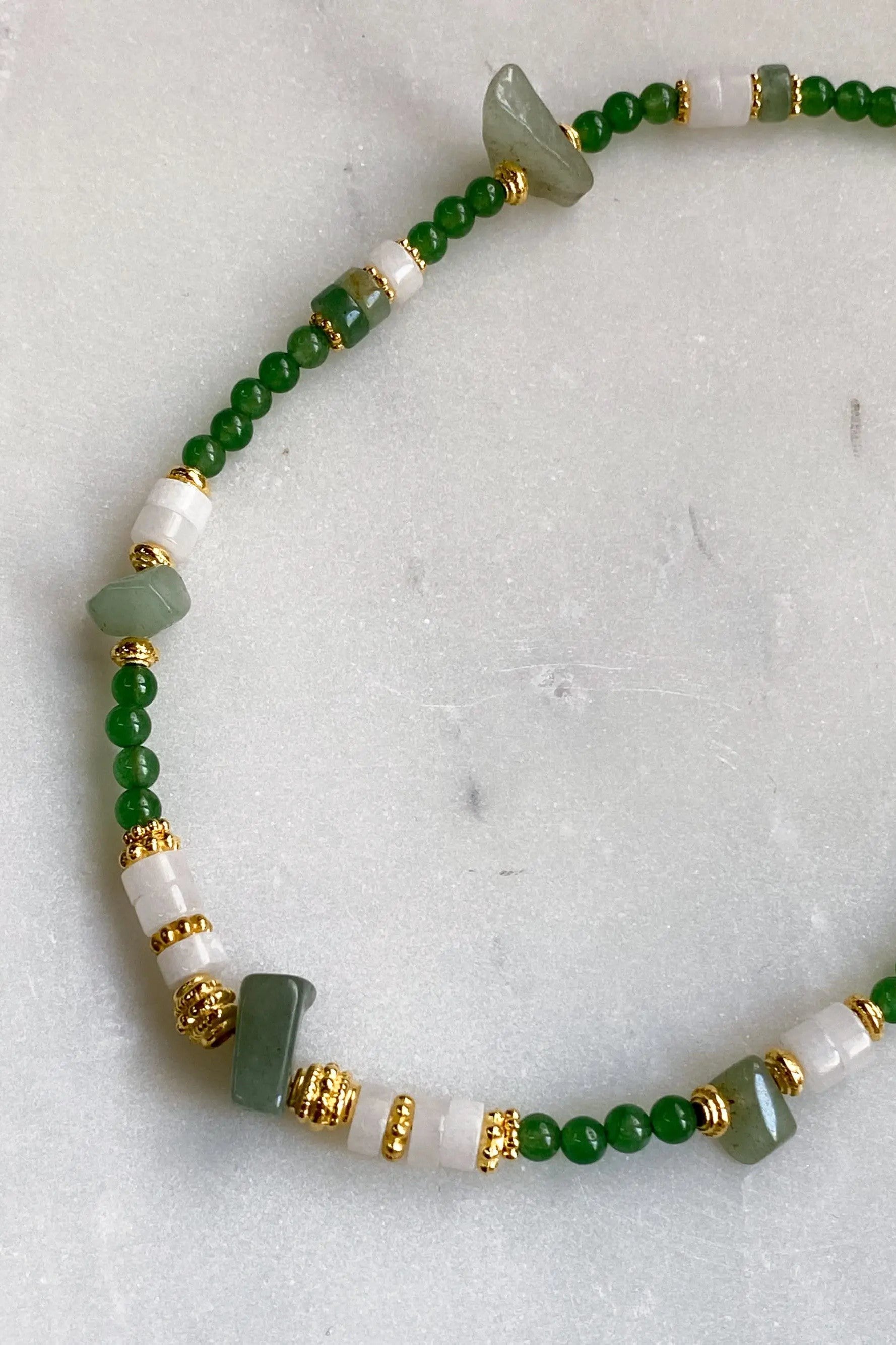 Green Aventurine Necklace White Quartz Heishi Necklace Statement Boho Necklace Surfer Choker Gold Green Necklace Gift for Mum