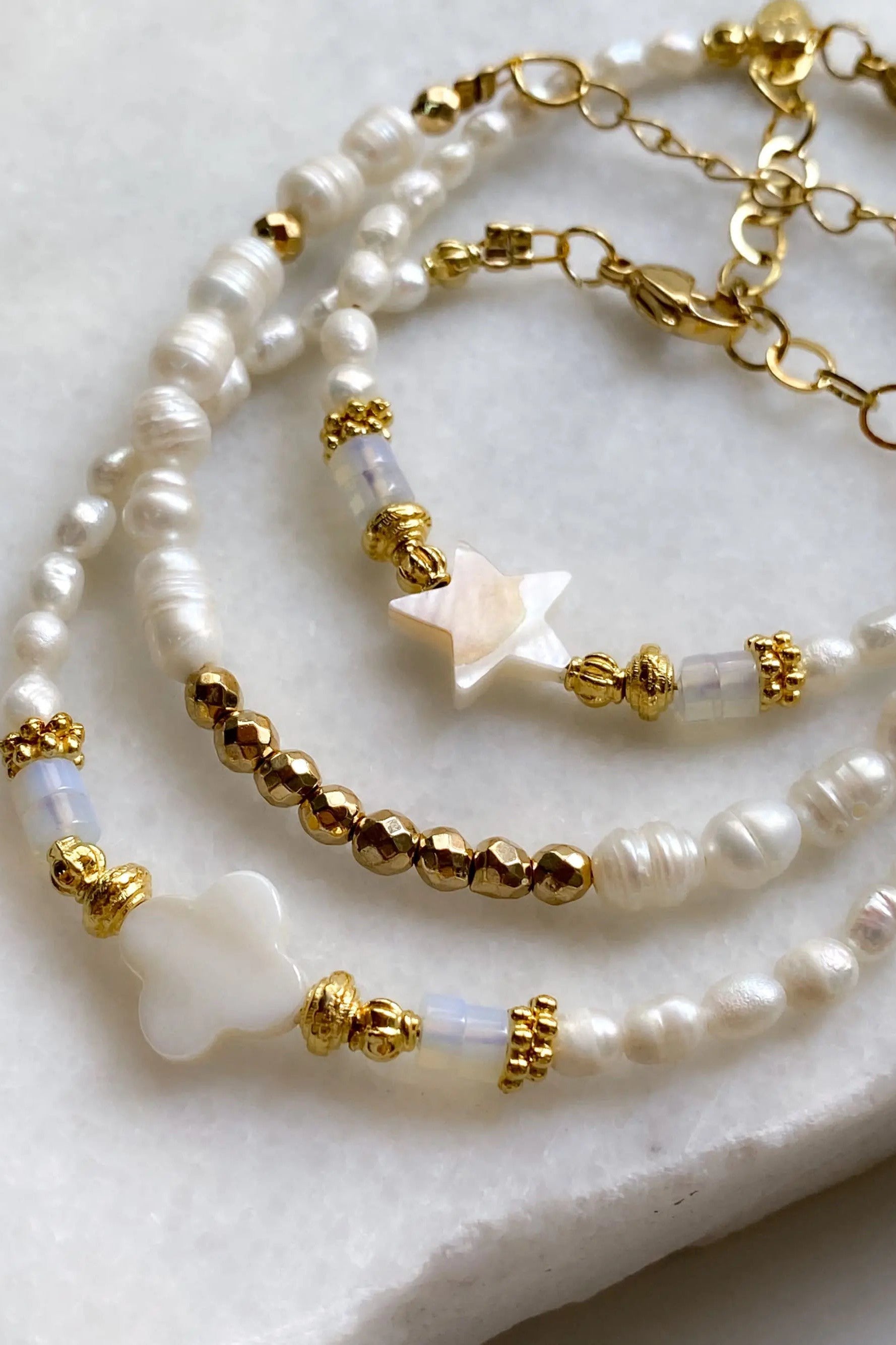 Dainty Pearl Bracelet Star Gold Bracelet Heishi Gems Beaded Bracelet Boho Chic Bracelet for Woman Gift for Her, NARE