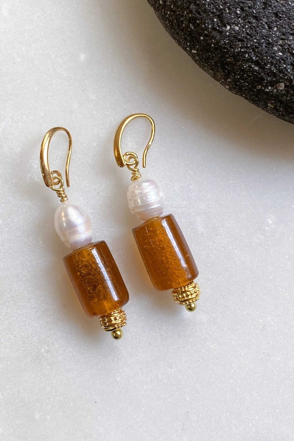 NATASSA Brown crystal earrings with amber rectangular beads, white freshwater pearls and gold-tone hook fittings
