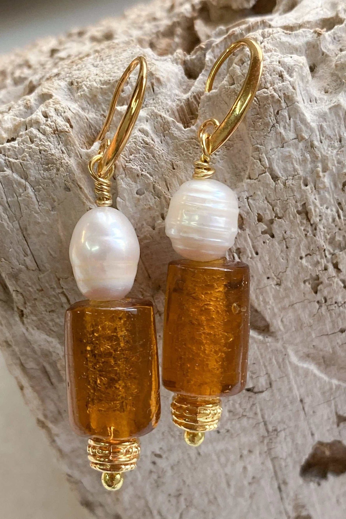 NATASSA Brown crystal earrings with glossy amber-brown glass beads, white freshwater pearls and gold-tone hooks