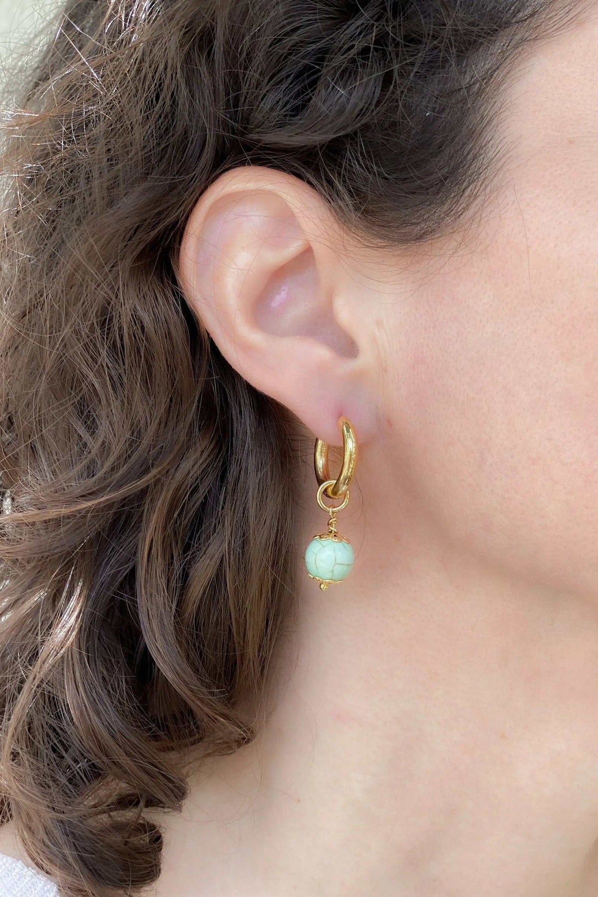 SORAYA medium earrings, gold-tone huggie hoop with a round turquoise gem charm